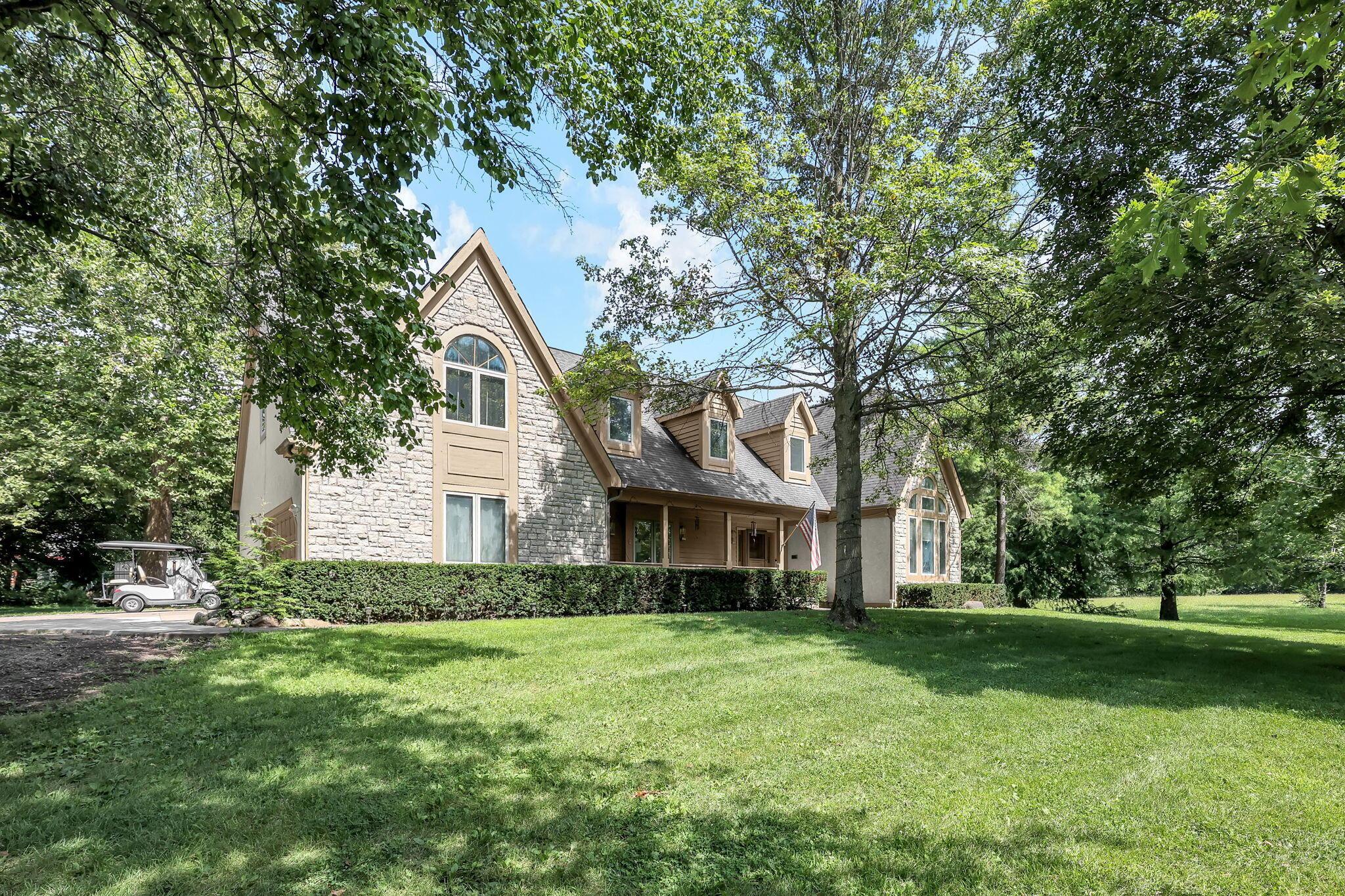 548 Amity Road Property Photo 8