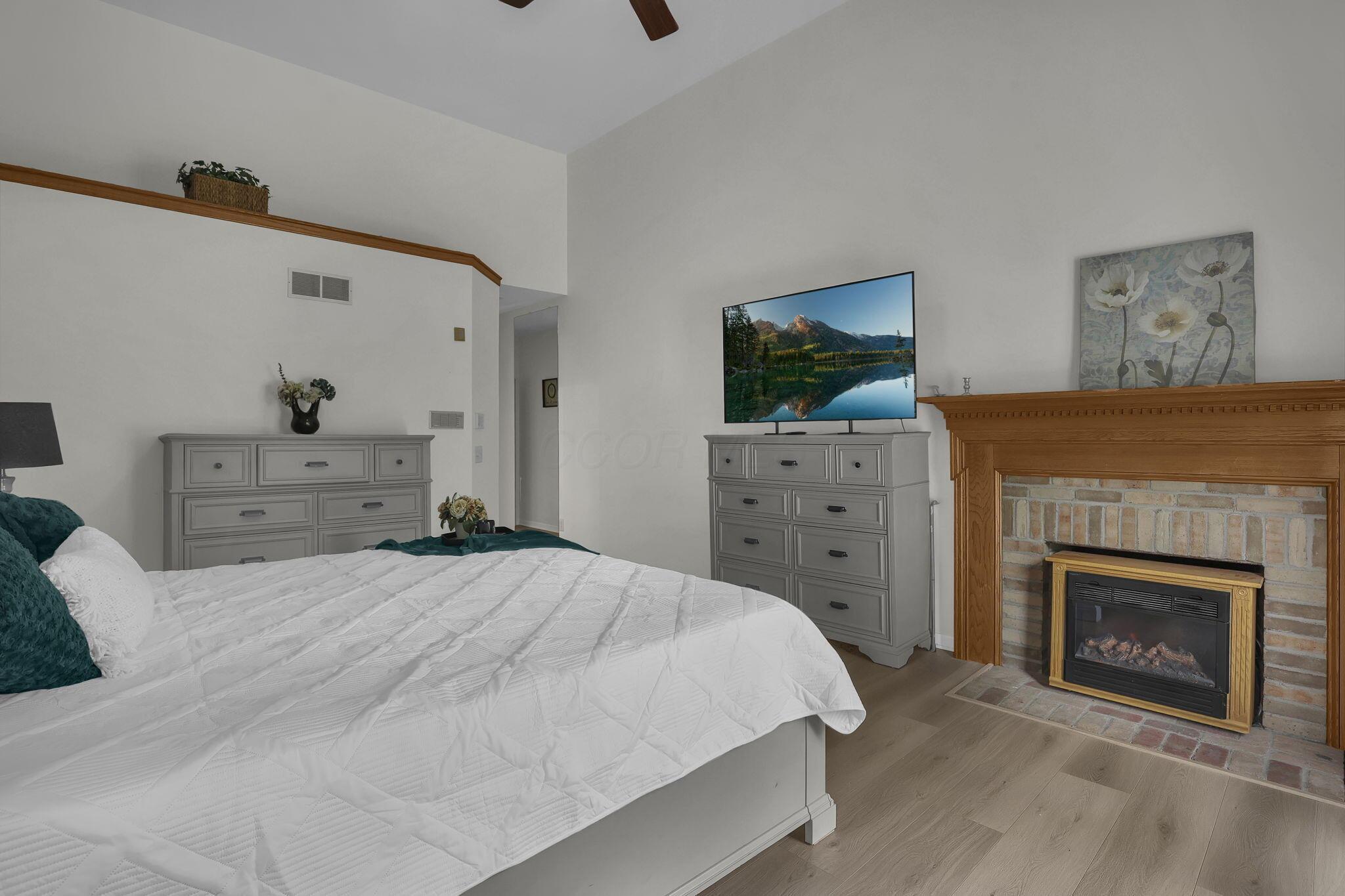 548 Amity Road Property Photo 27