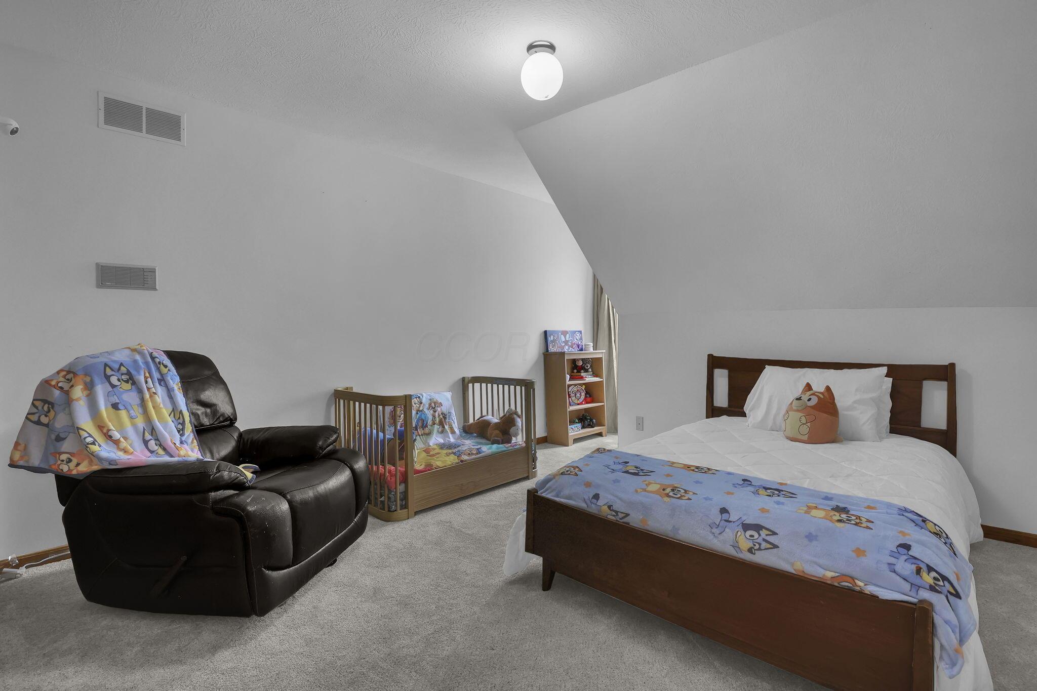 548 Amity Road Property Photo 35