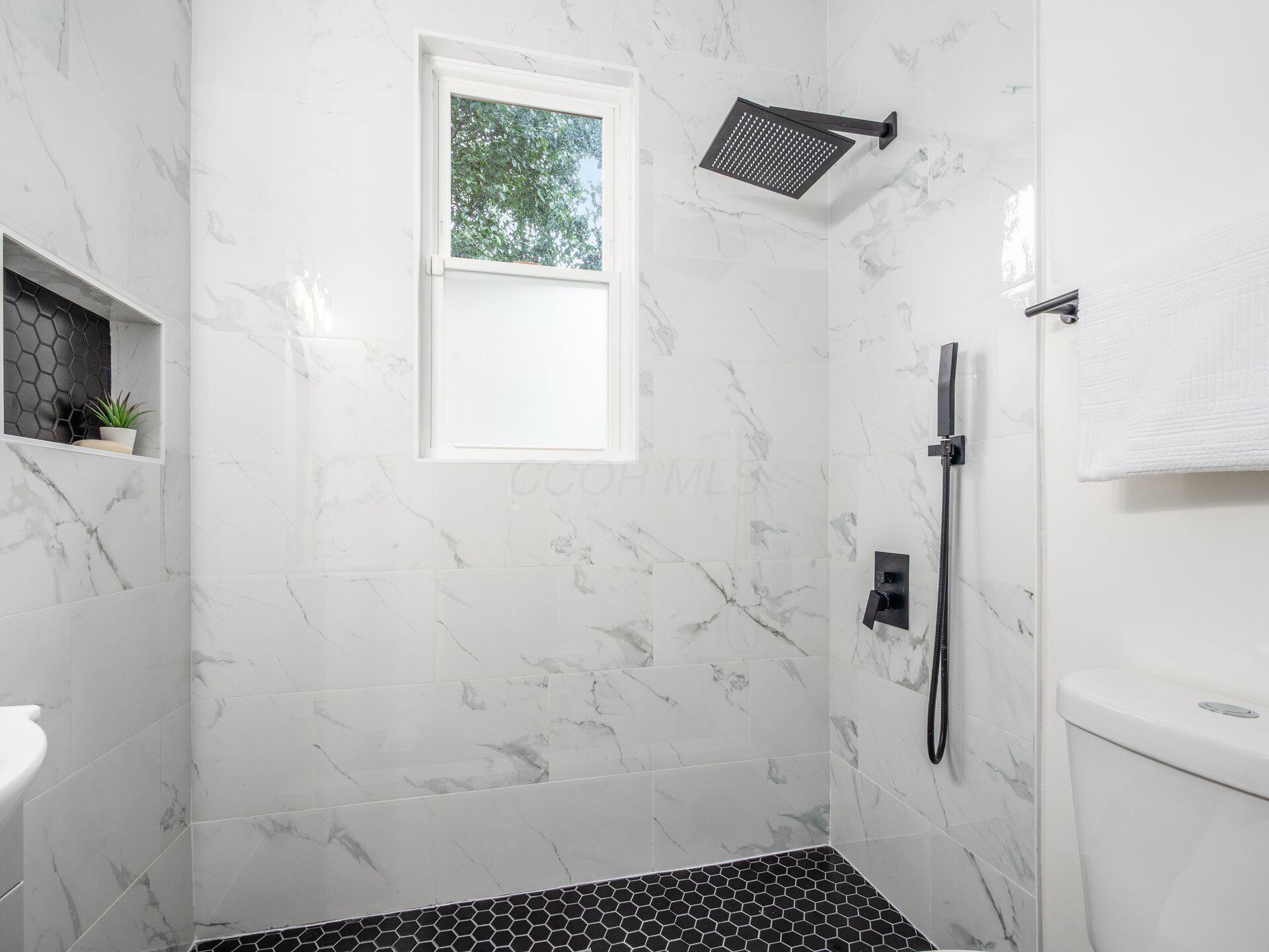 344 E Whittier Street Property Photo 25