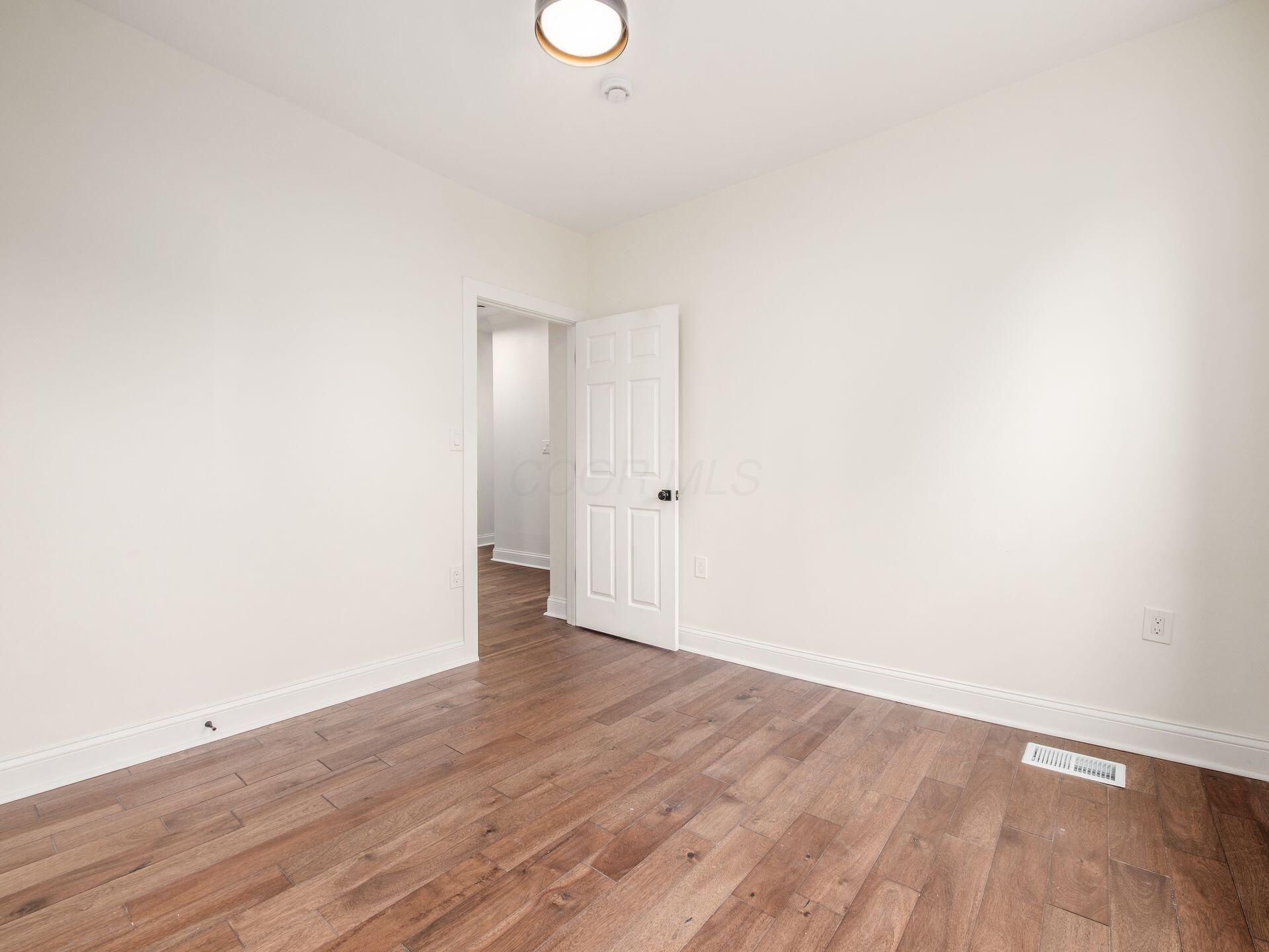 344 E Whittier Street Property Photo 33