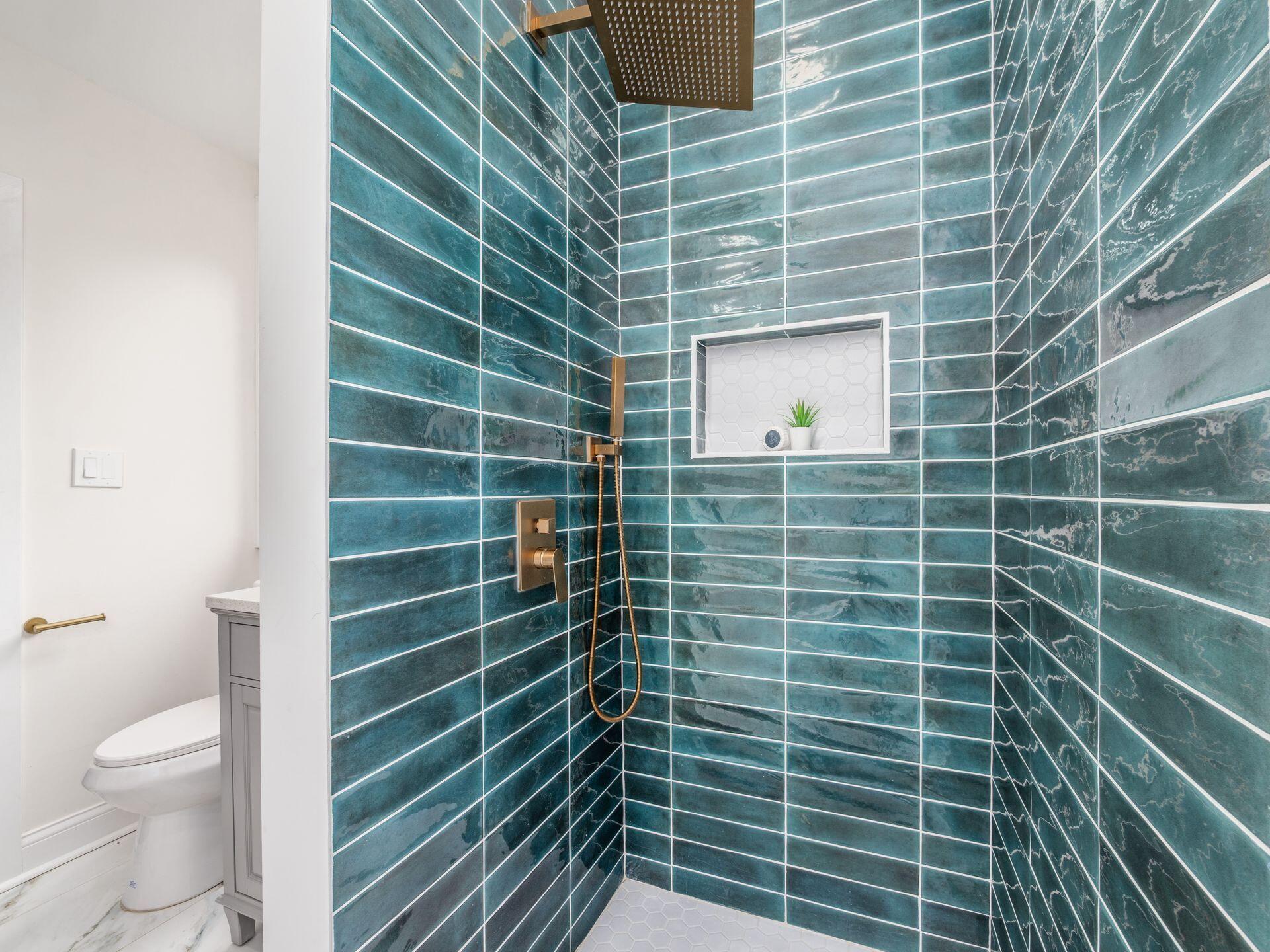 344 E Whittier Street Property Photo 40