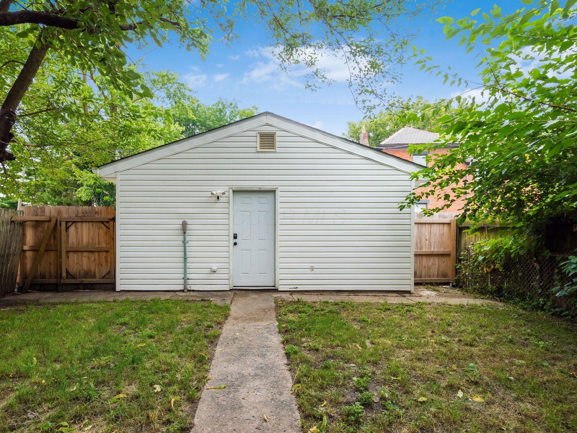 344 E Whittier Street Property Photo 57