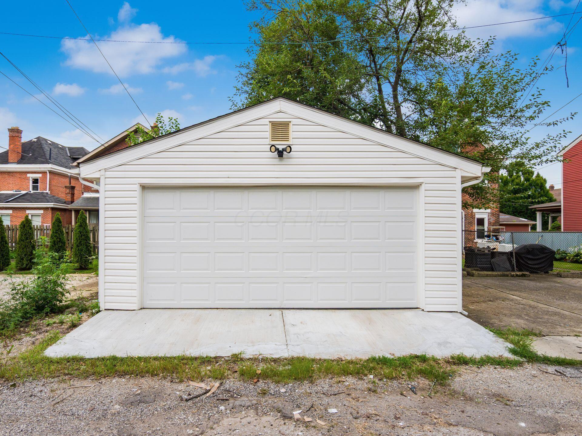344 E Whittier Street Property Photo 58