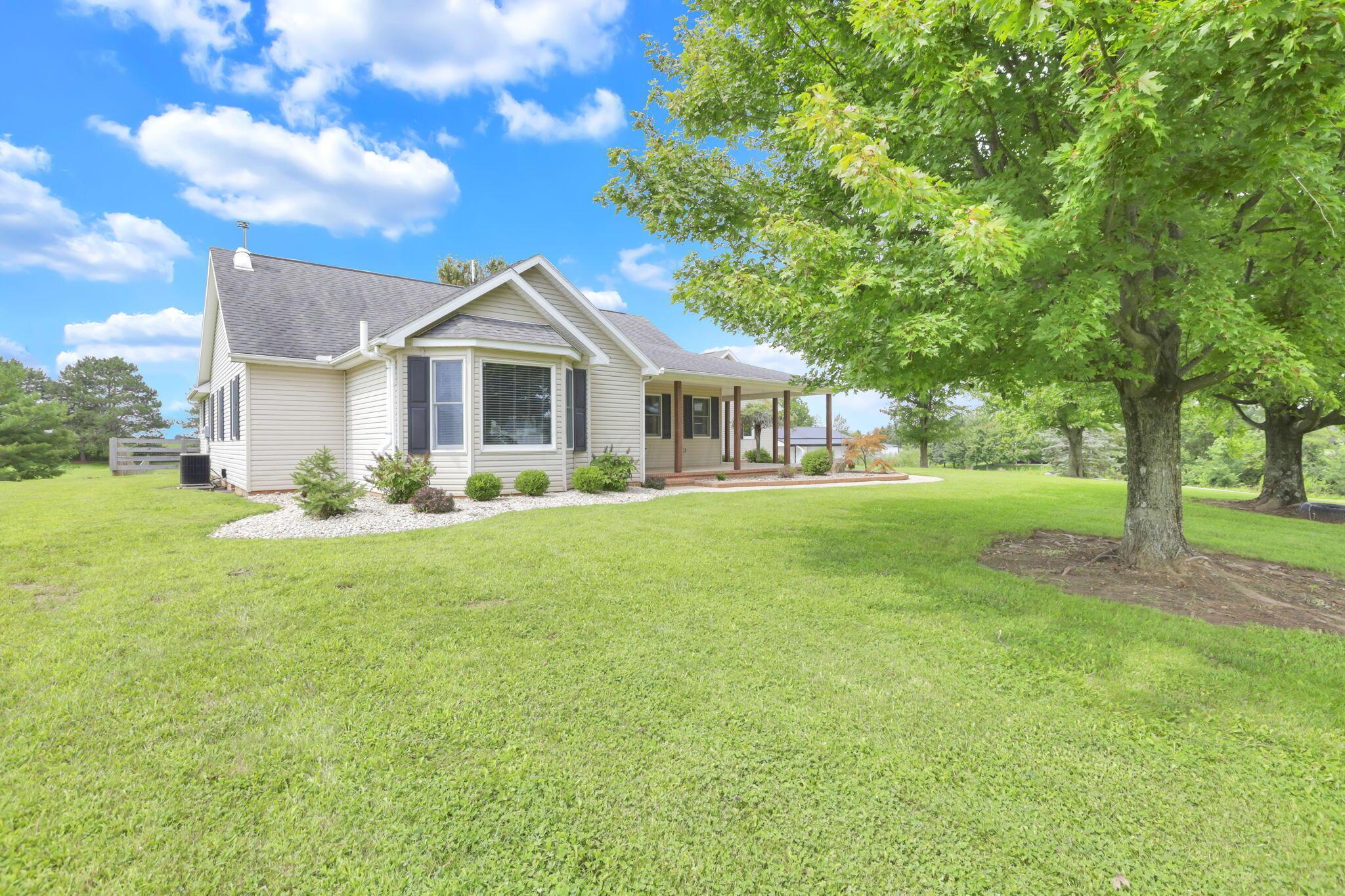 10575 State Route 56 E Property Photo 7