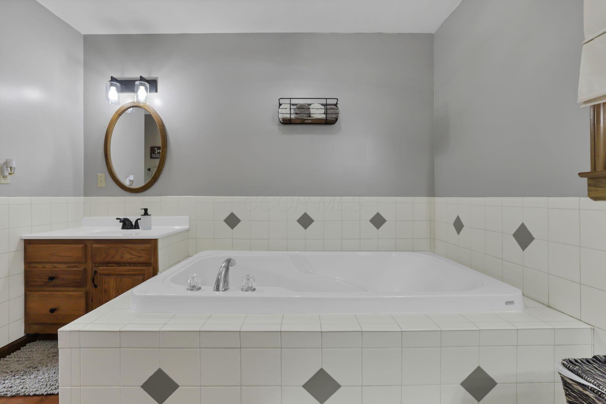 10575 State Route 56 E Property Photo 41