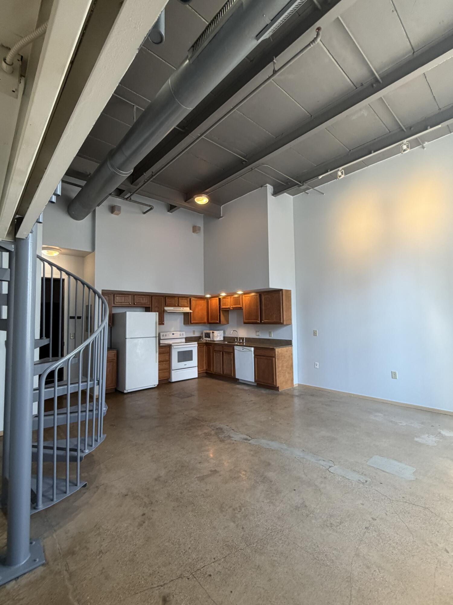 110 N 3rd Street, 703 Property Photo 6