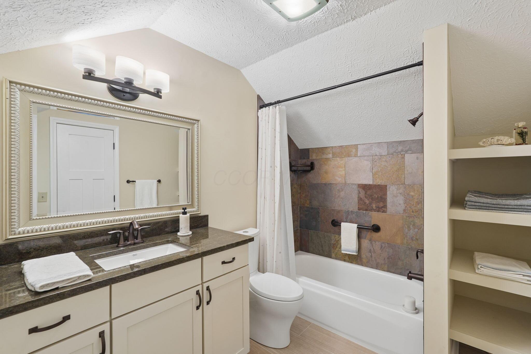 3778 Falls Circle Drive Property Photo 26