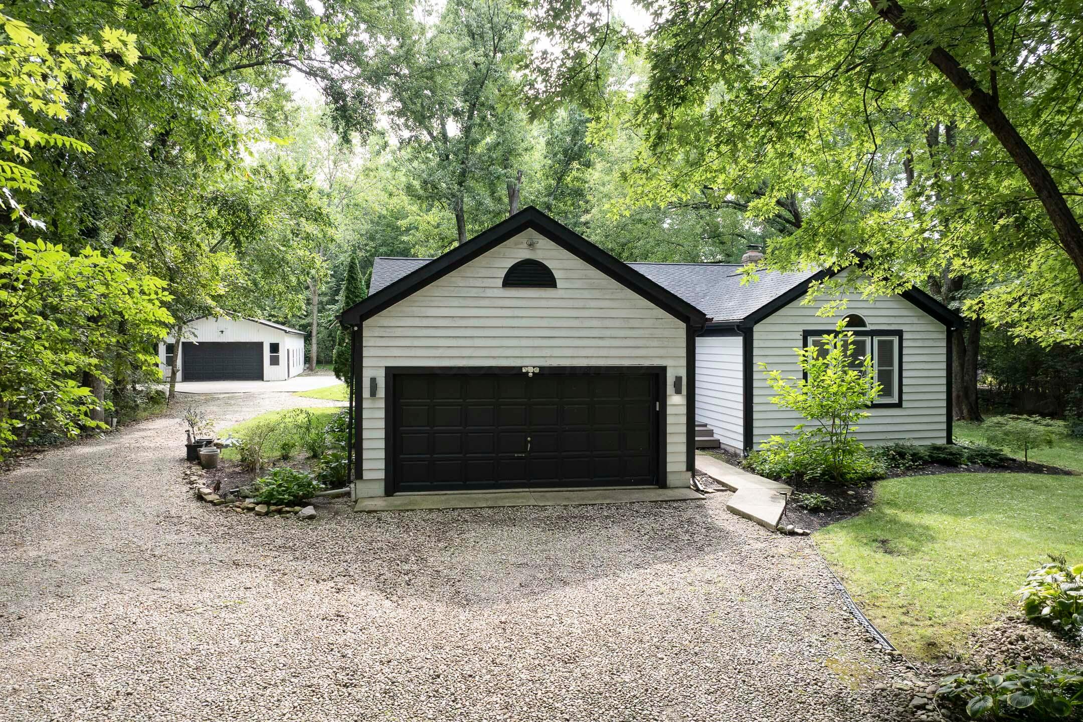 6290 Harlem Road Property Photo 1