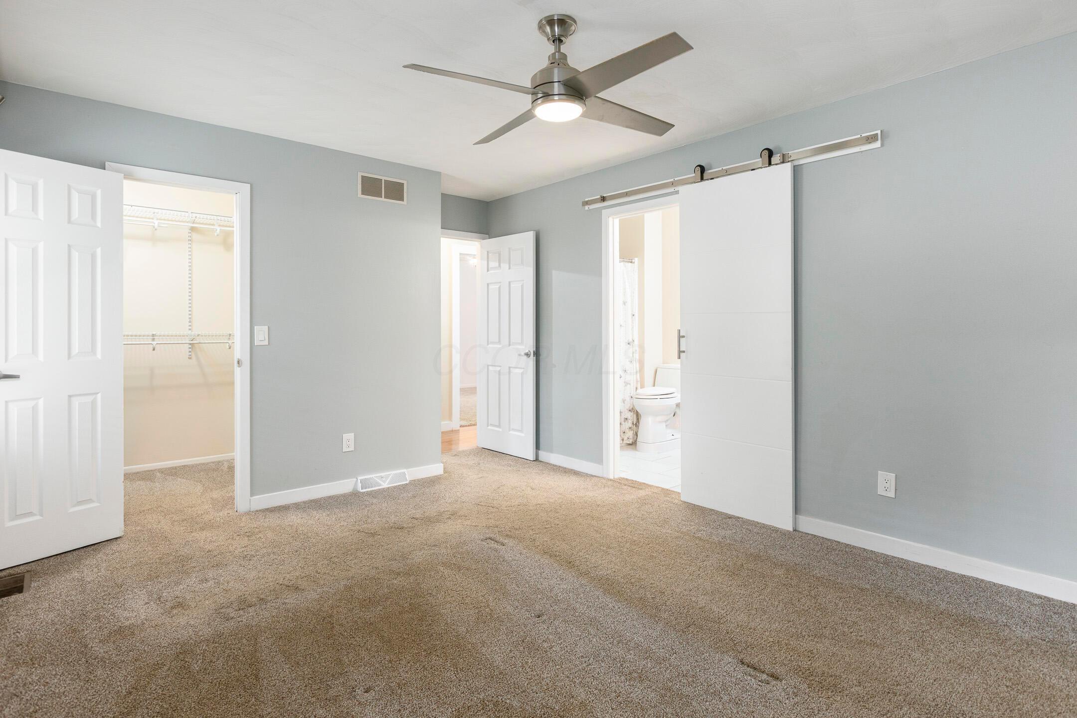 6290 Harlem Road Property Photo 28