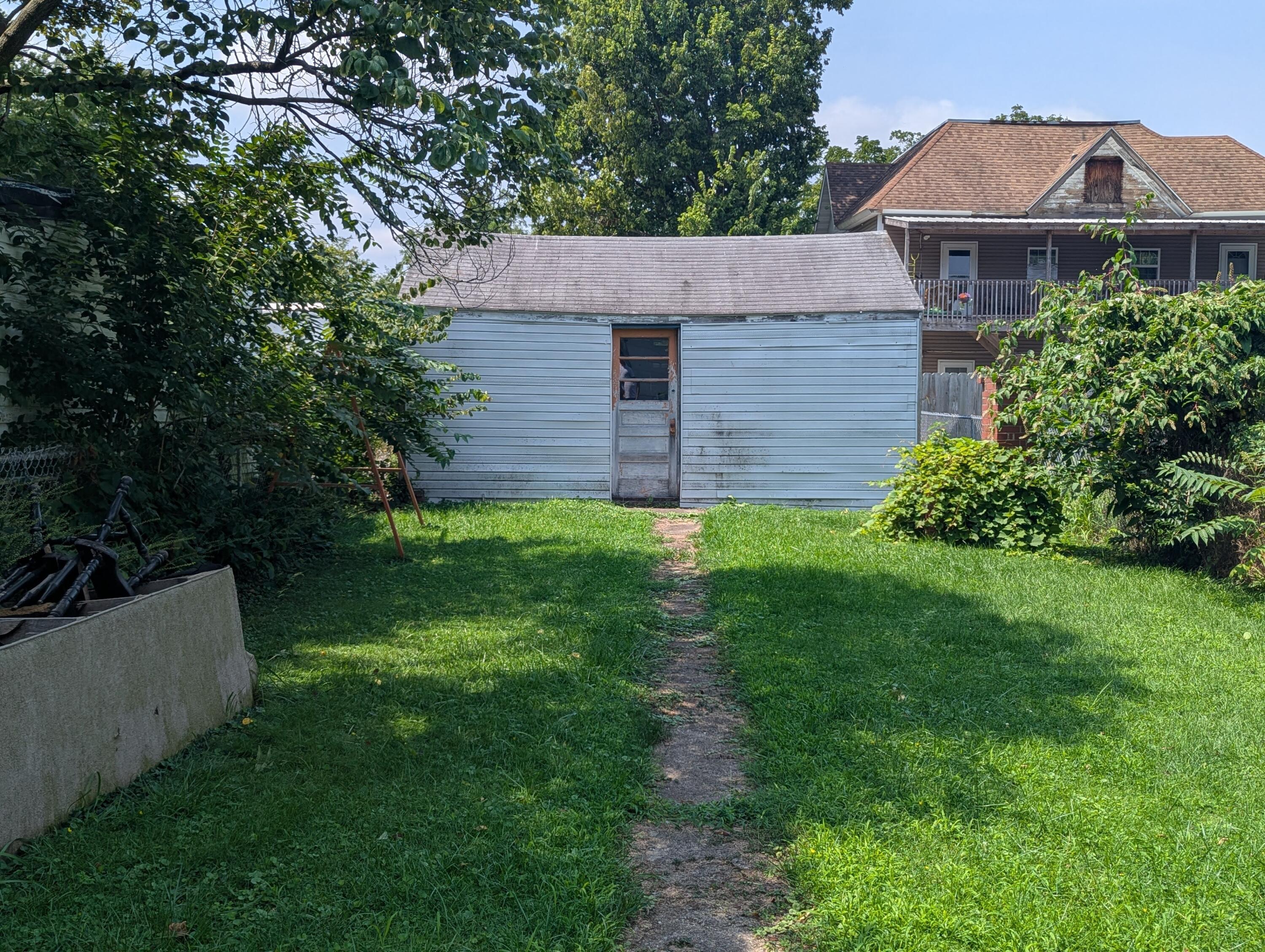 505 Scott Street Property Photo 7