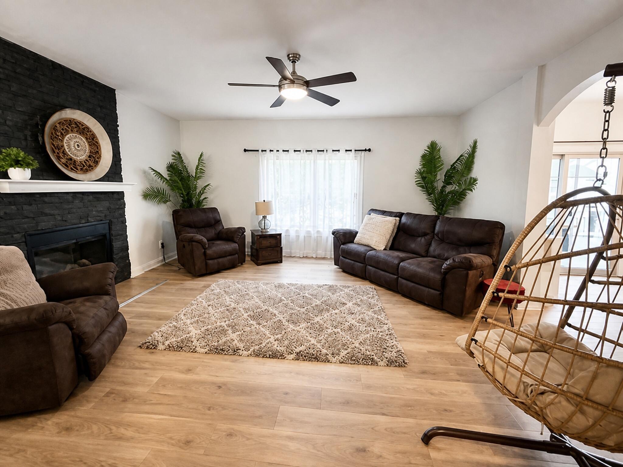 9460 Santa Clara Circle Property Photo 10