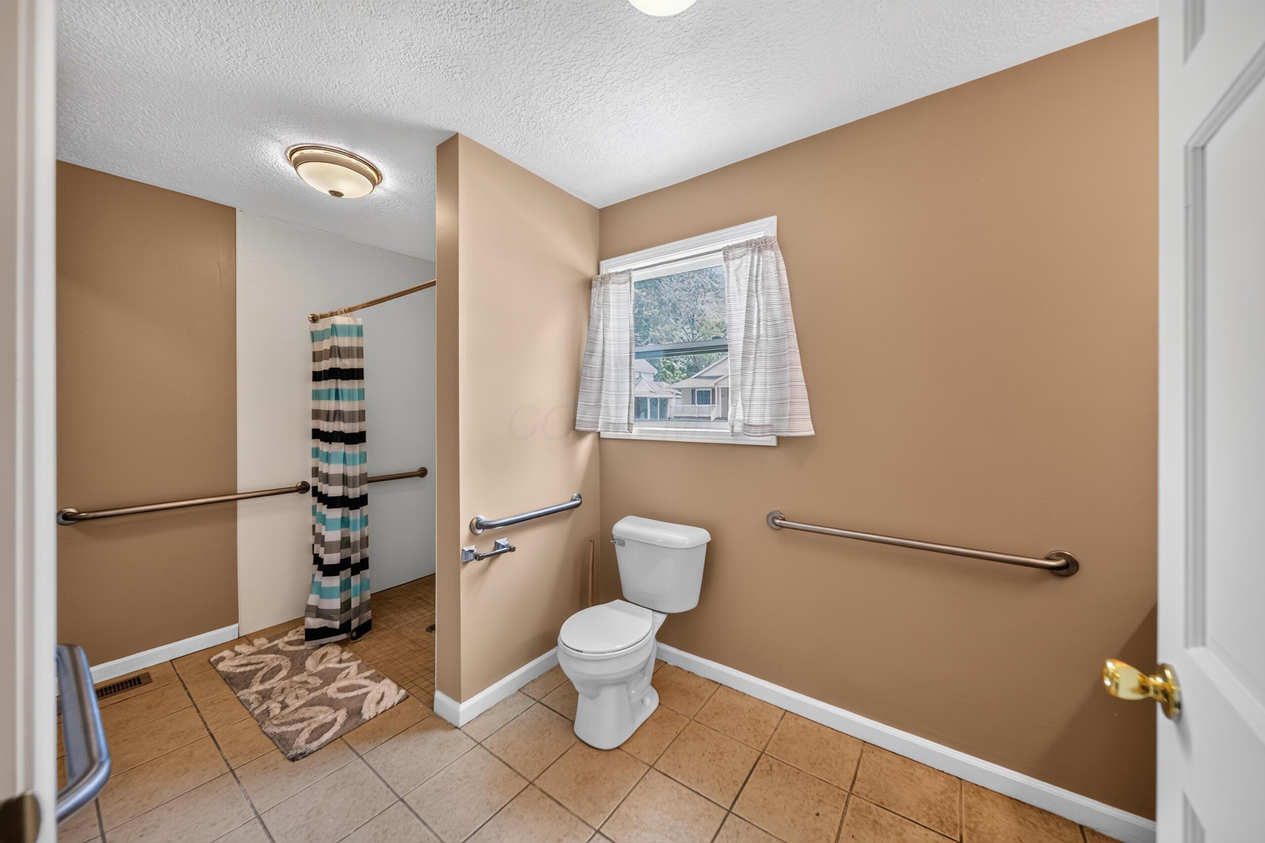 195 Neil Avenue Property Photo 19