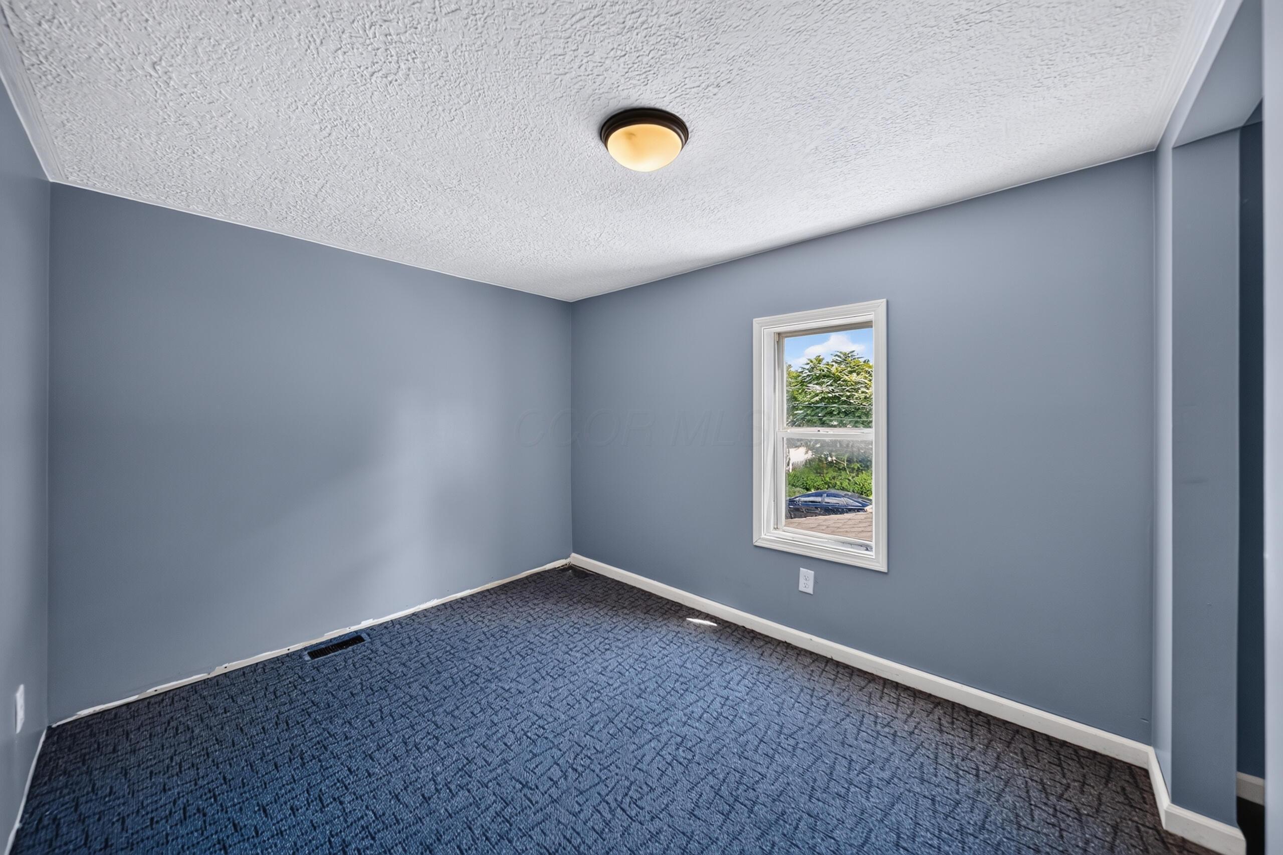 195 Neil Avenue Property Photo 31