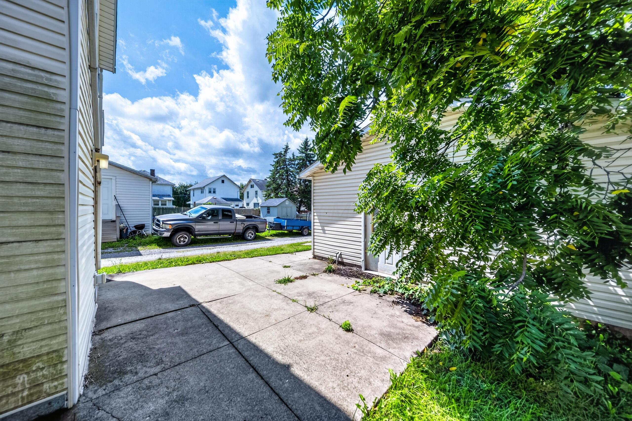 195 Neil Avenue Property Photo 39