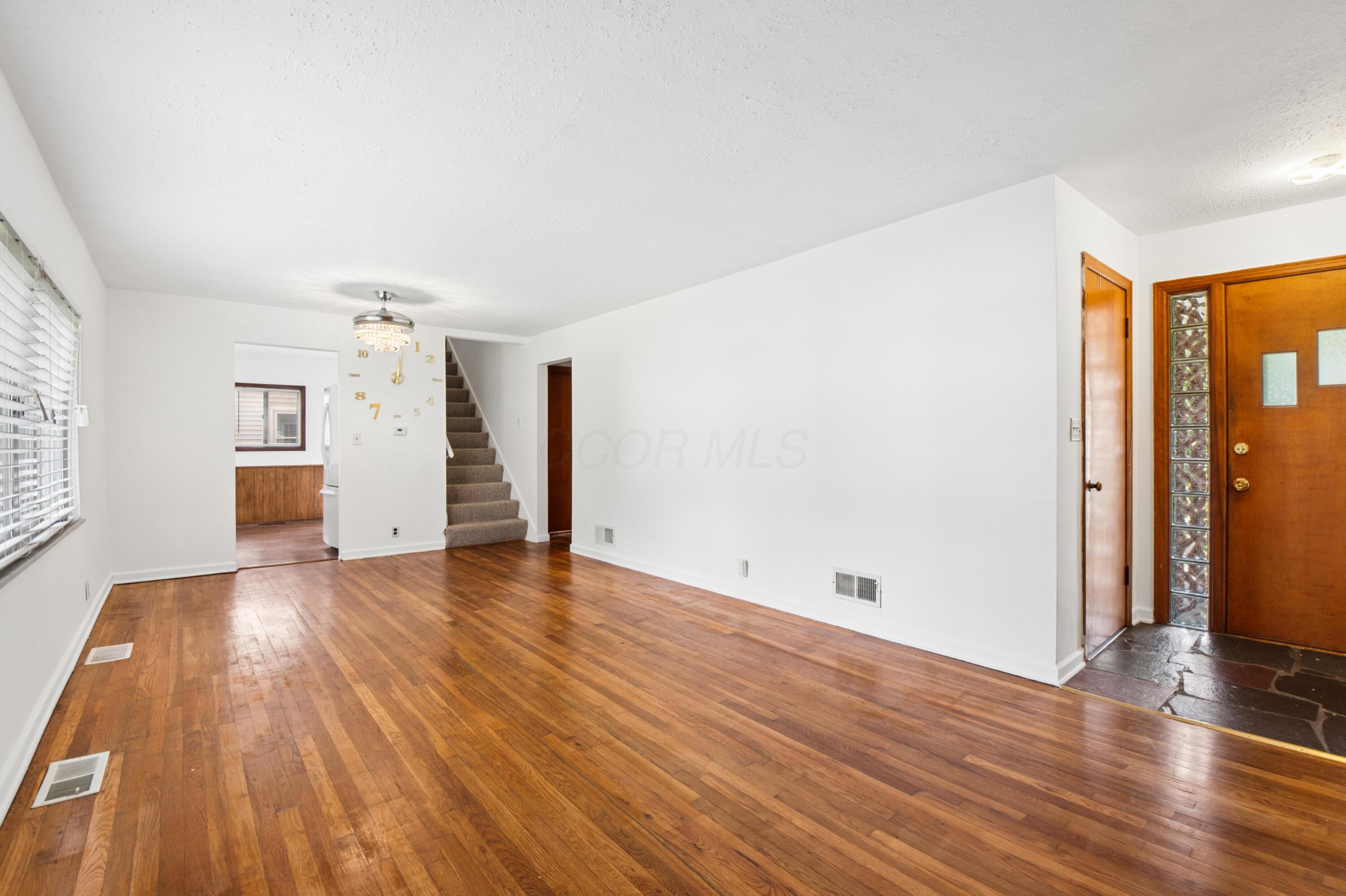 2802 Wildwood Road Property Photo 6