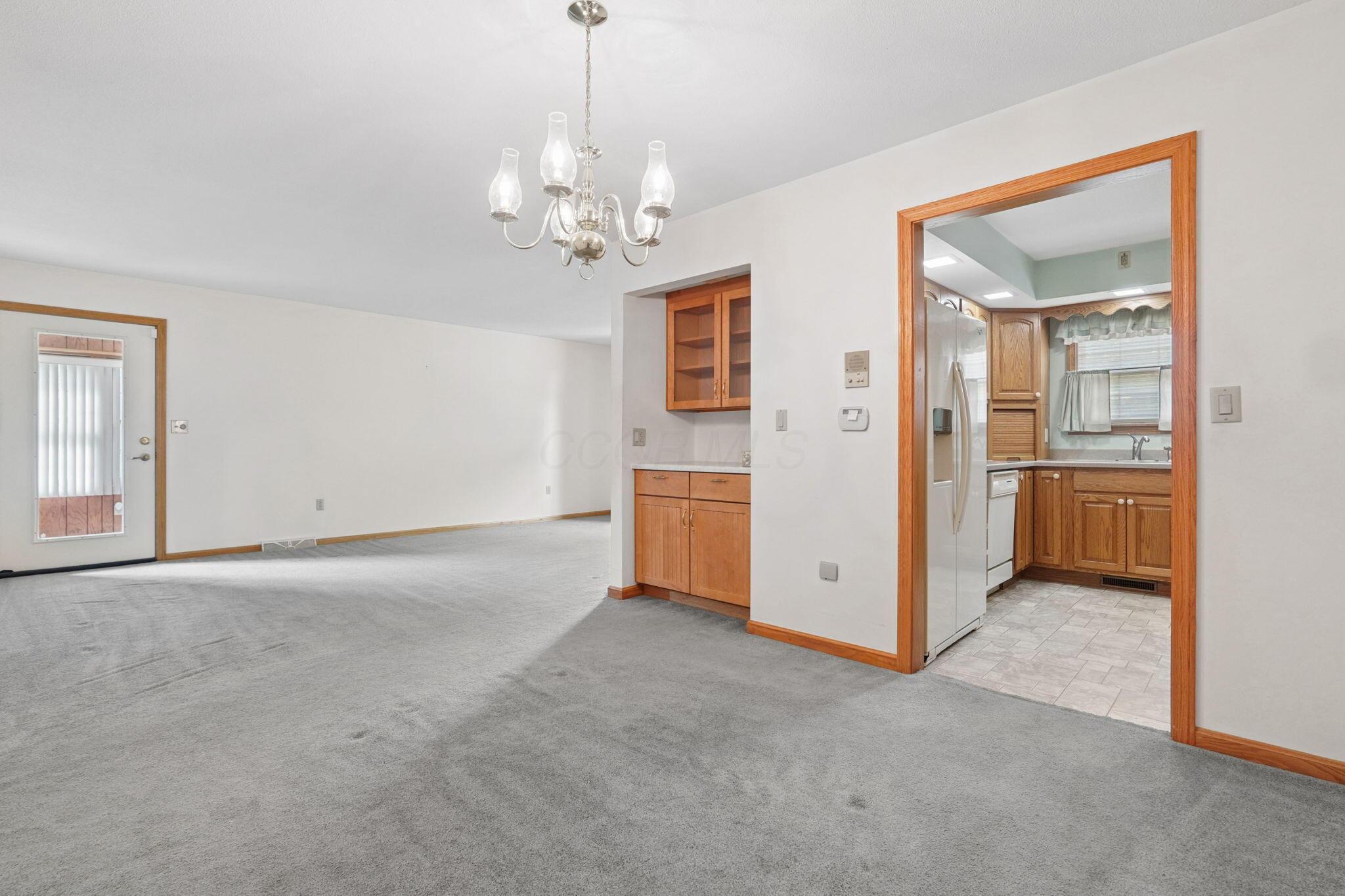 501 E Gambier Street, D Property Photo 9