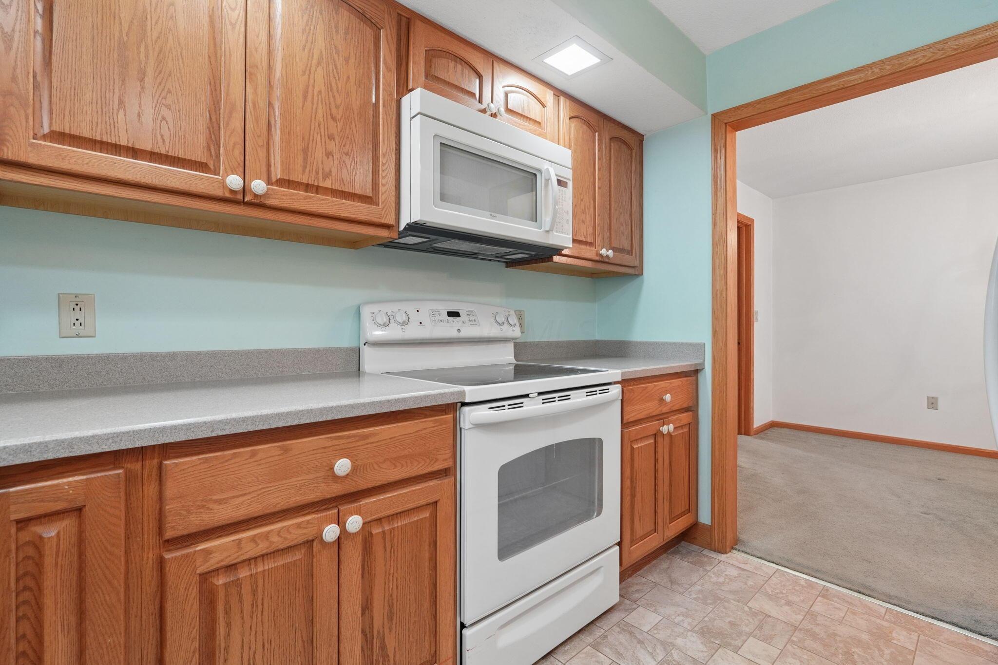 501 E Gambier Street, D Property Photo 12