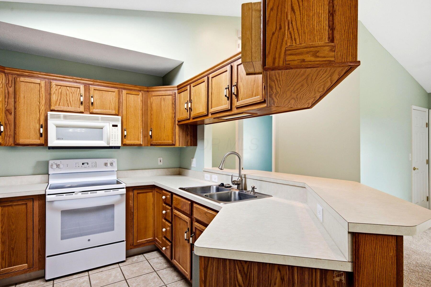 1290 Old Pond Drive Property Photo 14