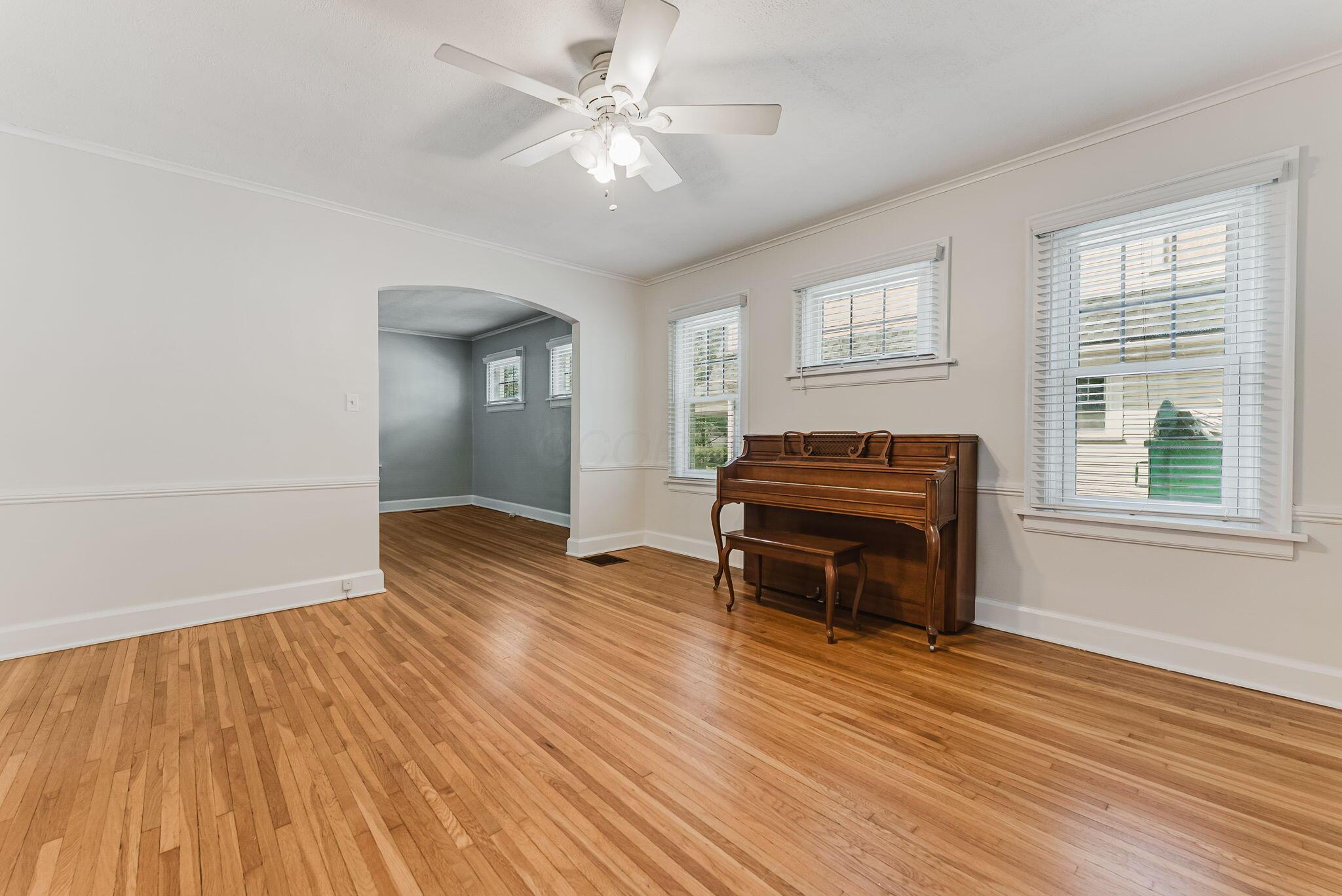 896 S Cassingham Road Property Photo 19