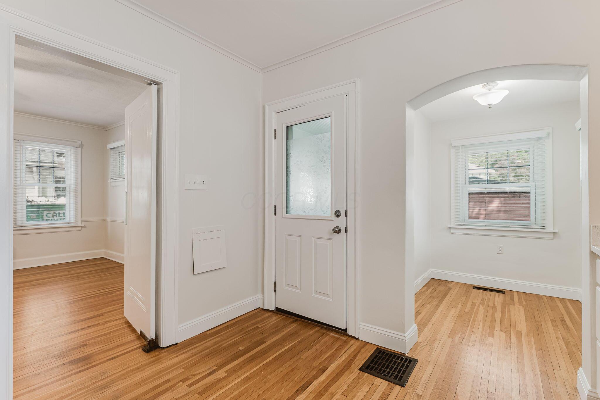896 S Cassingham Road Property Photo 21