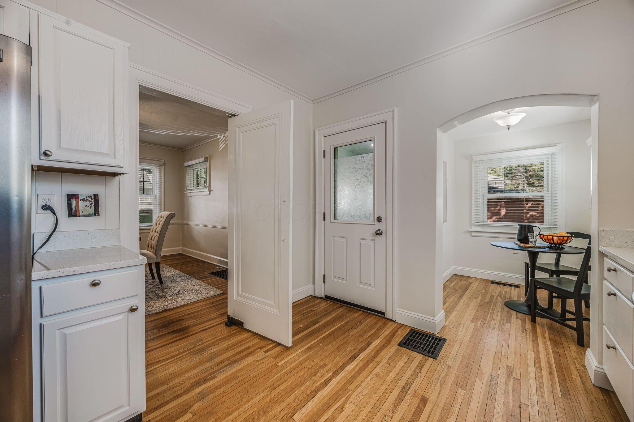 896 S Cassingham Road Property Photo 22