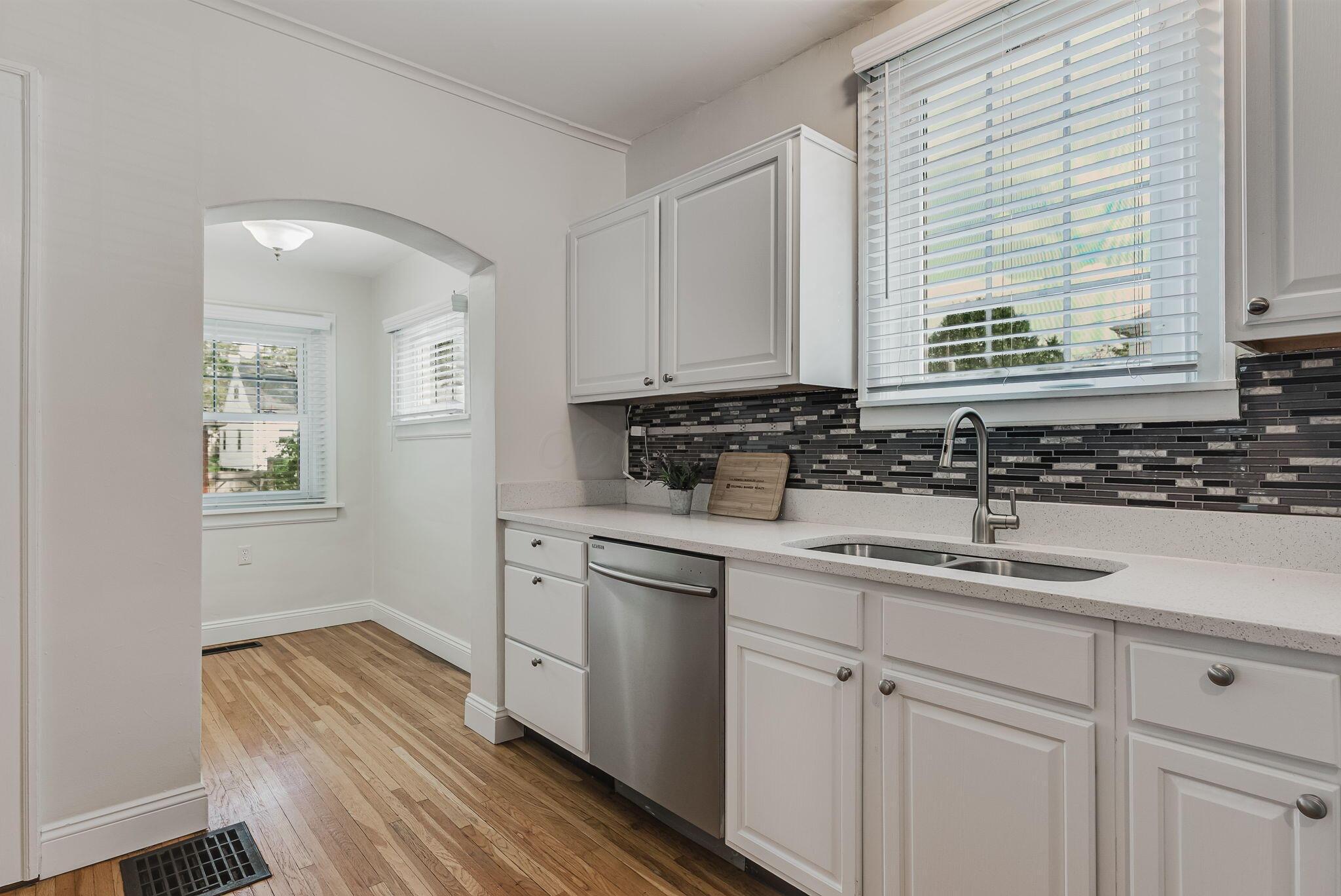 896 S Cassingham Road Property Photo 24
