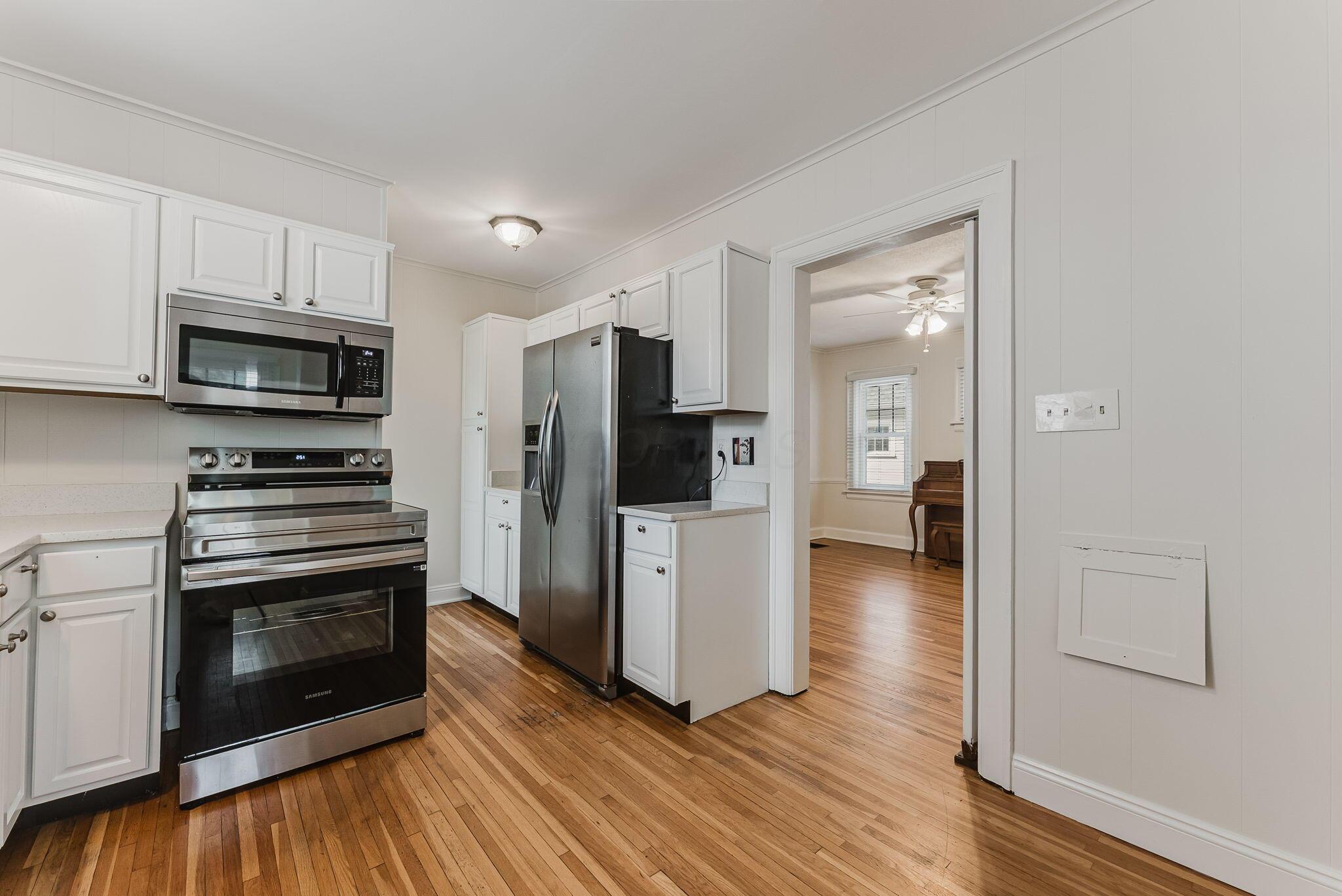 896 S Cassingham Road Property Photo 26