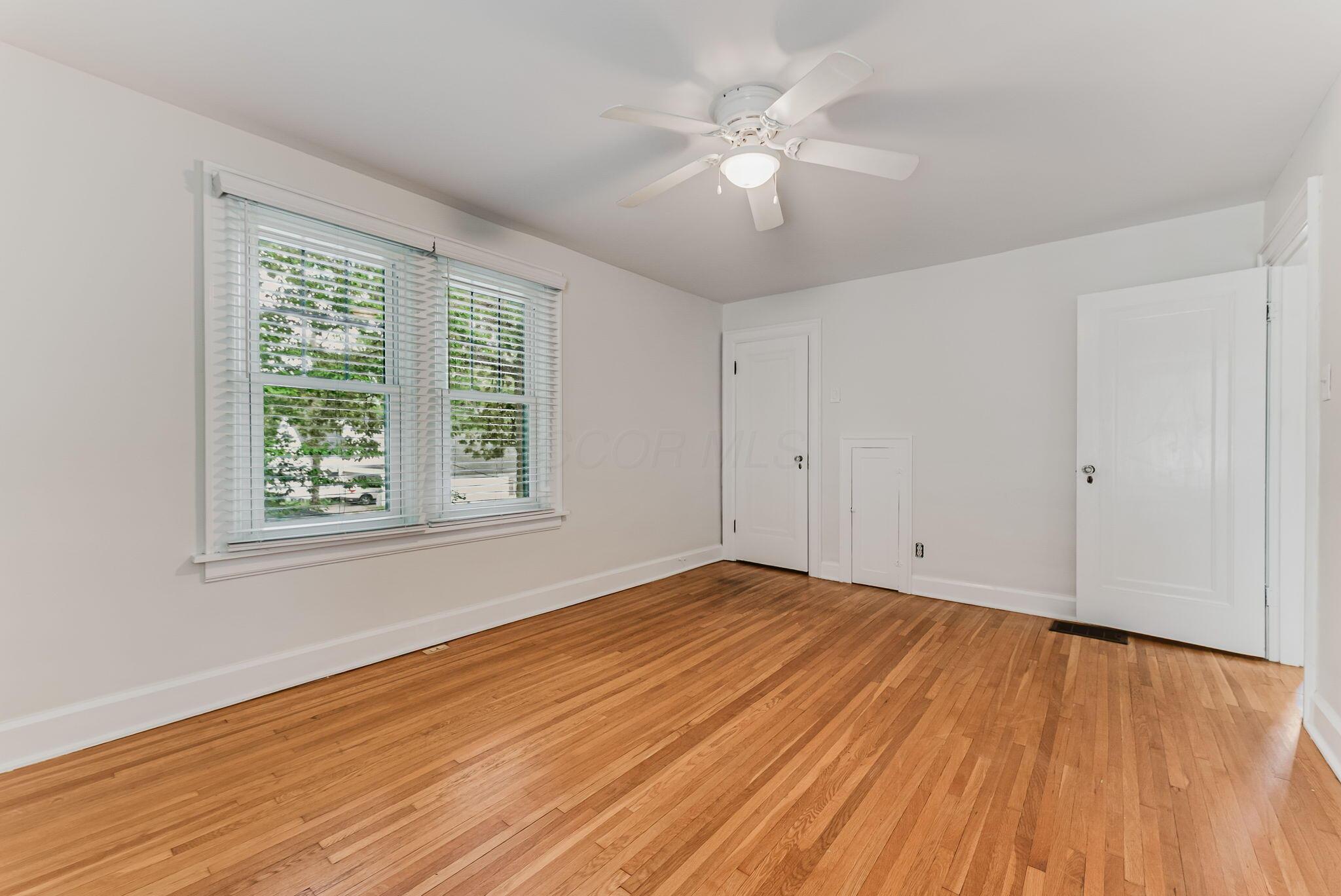 896 S Cassingham Road Property Photo 32
