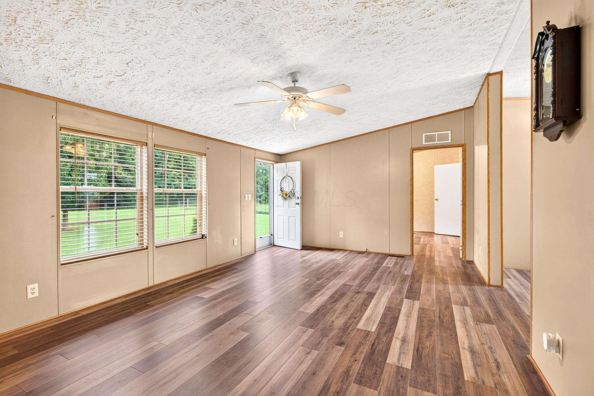 462 Rinehart Road Property Photo 6