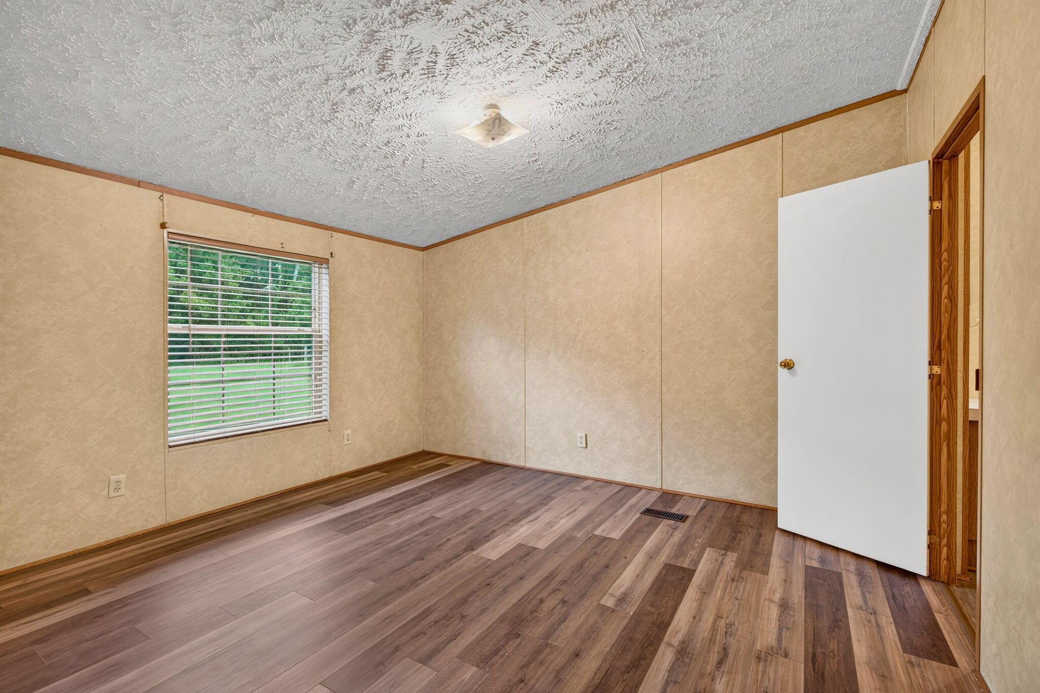 462 Rinehart Road Property Photo 12