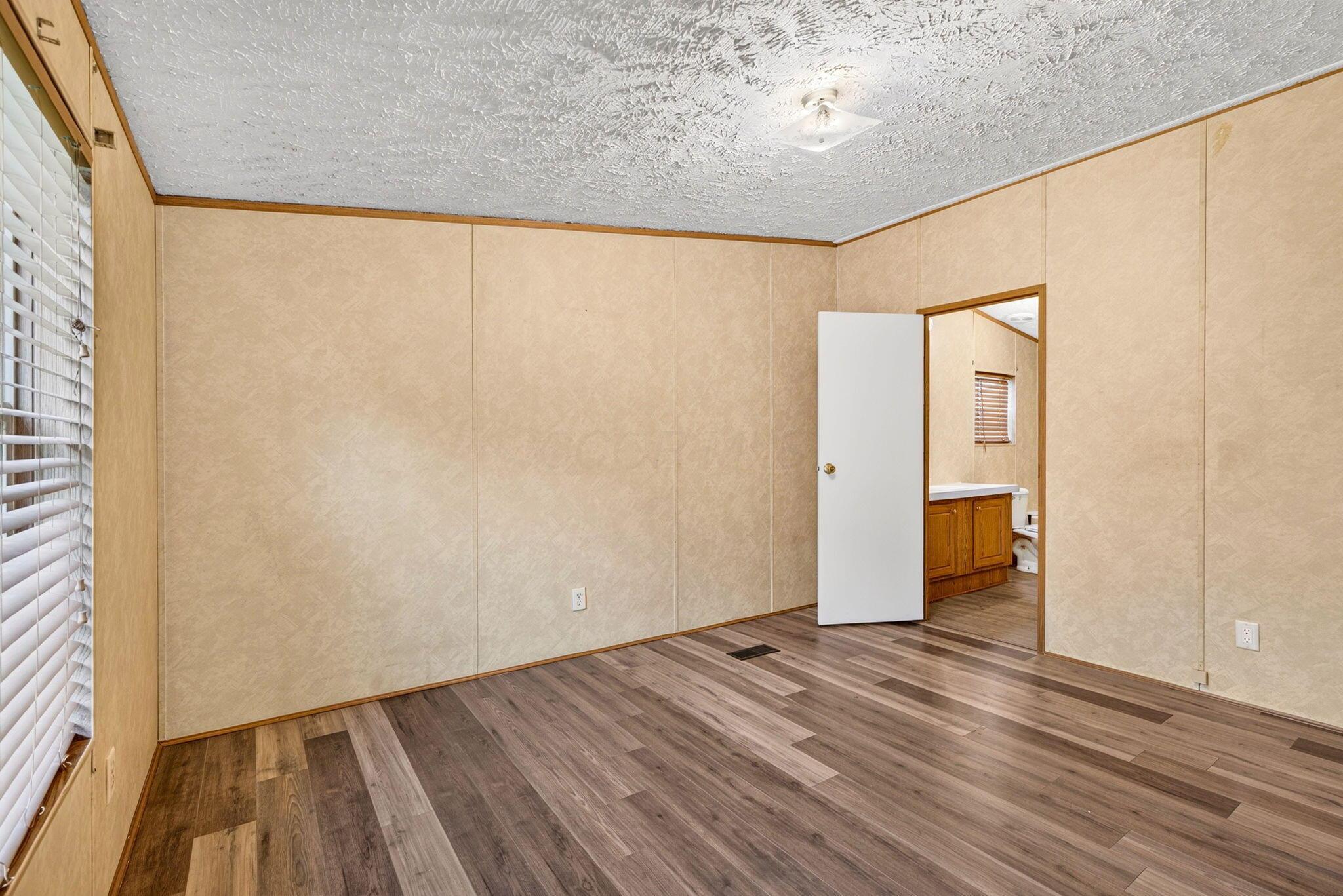 462 Rinehart Road Property Photo 13