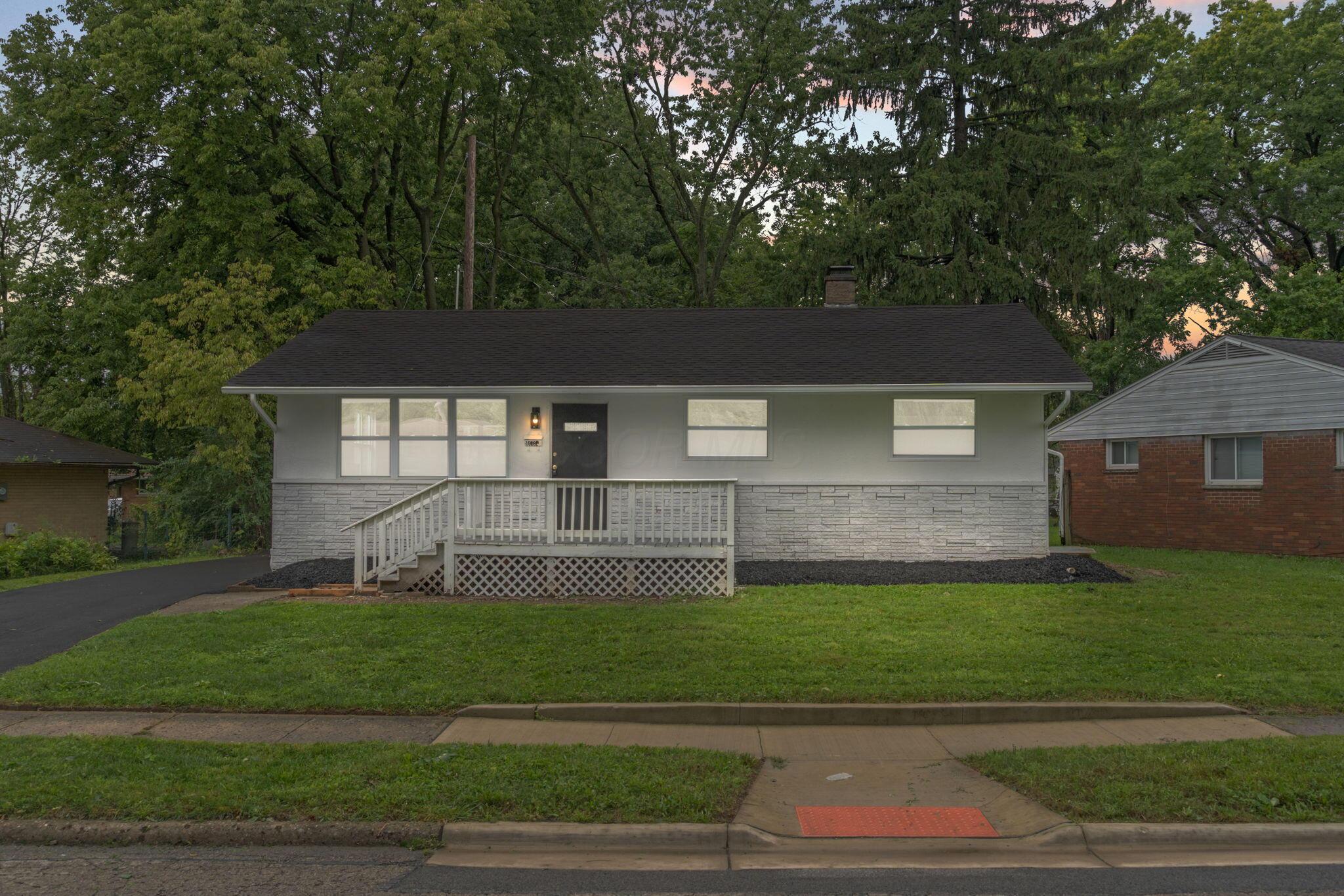 1623 Cunard Road Property Photo 2