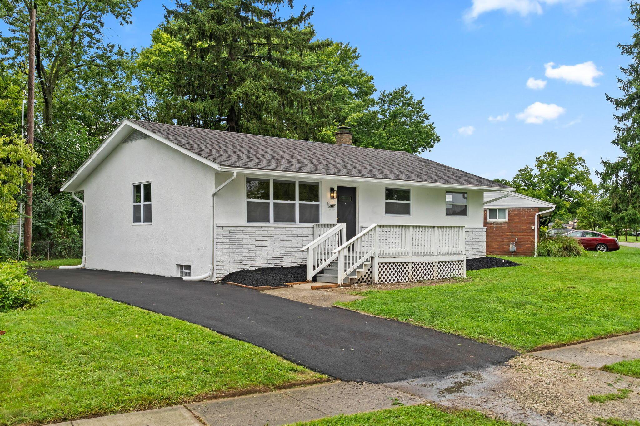 1623 Cunard Road Property Photo 7