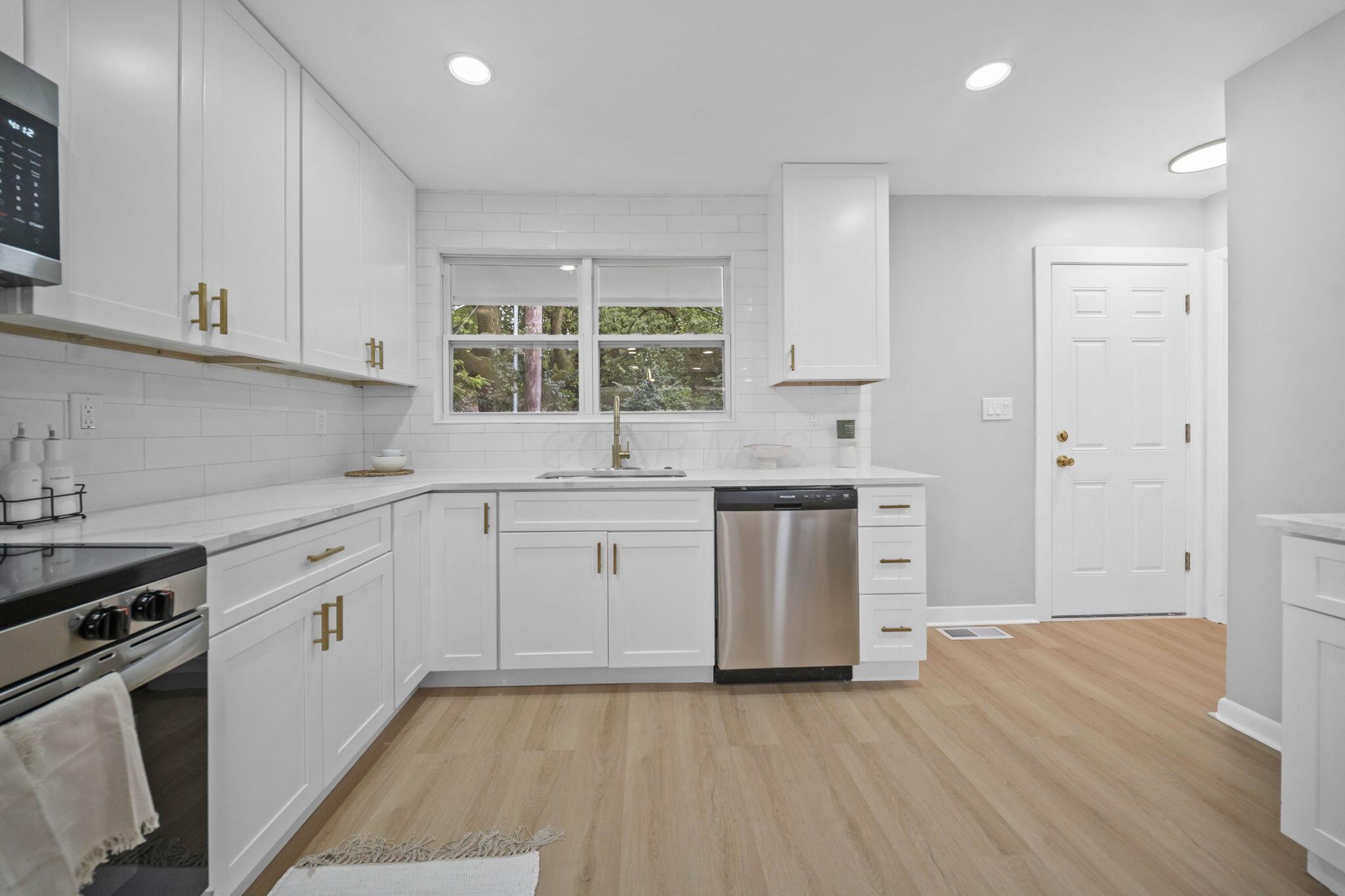 1623 Cunard Road Property Photo 15