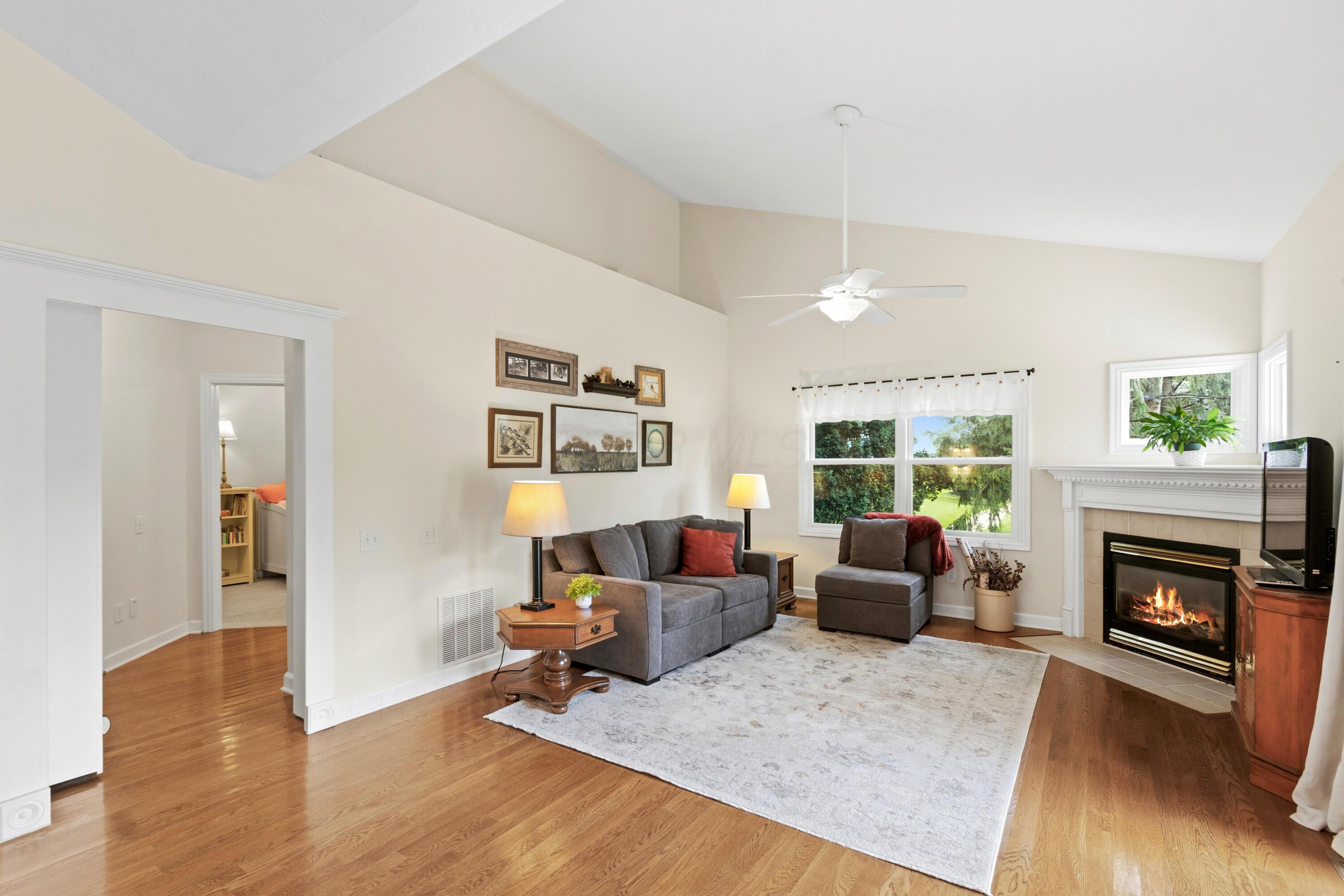 1586 Harrison Pond Drive Property Photo 10