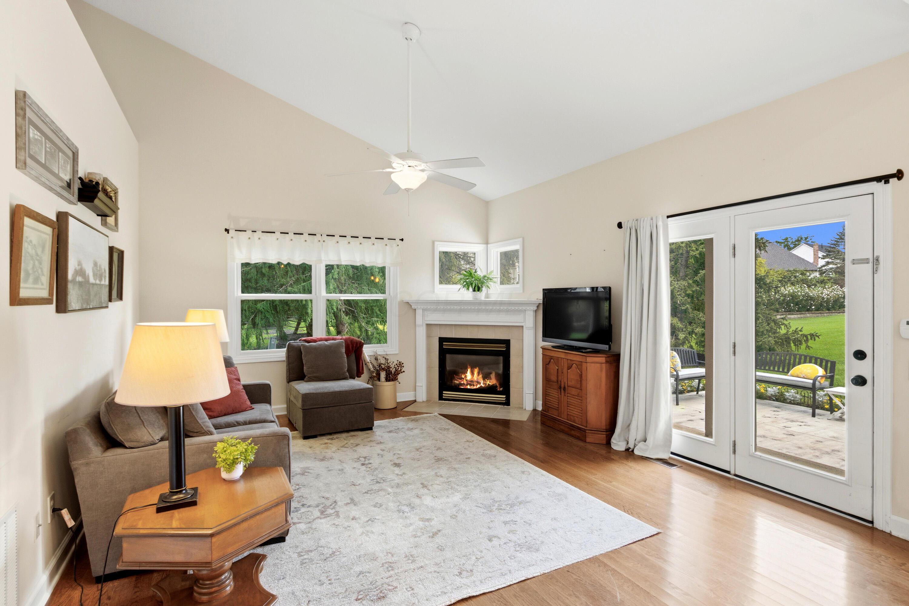 1586 Harrison Pond Drive Property Photo 12