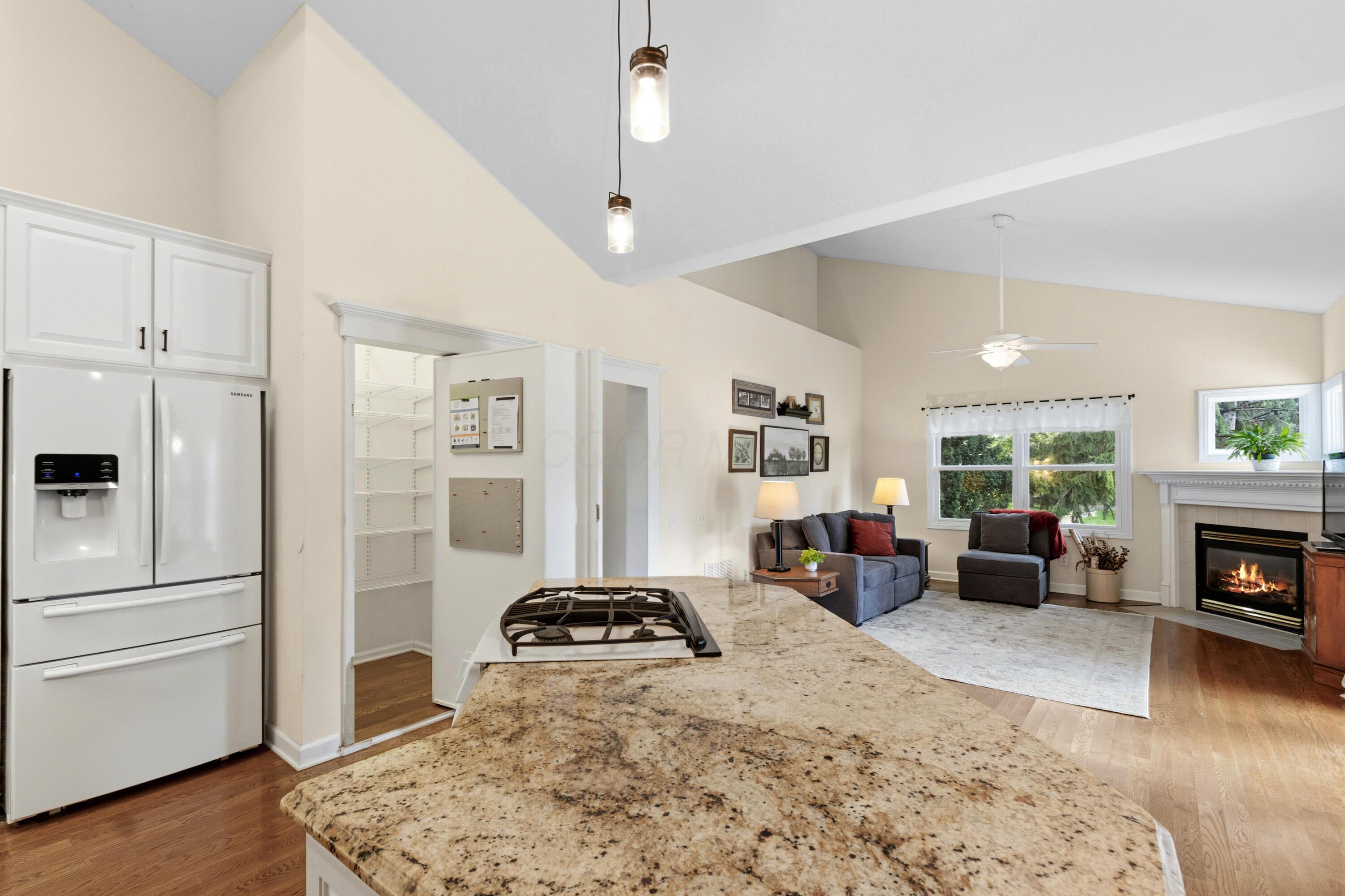 1586 Harrison Pond Drive Property Photo 14