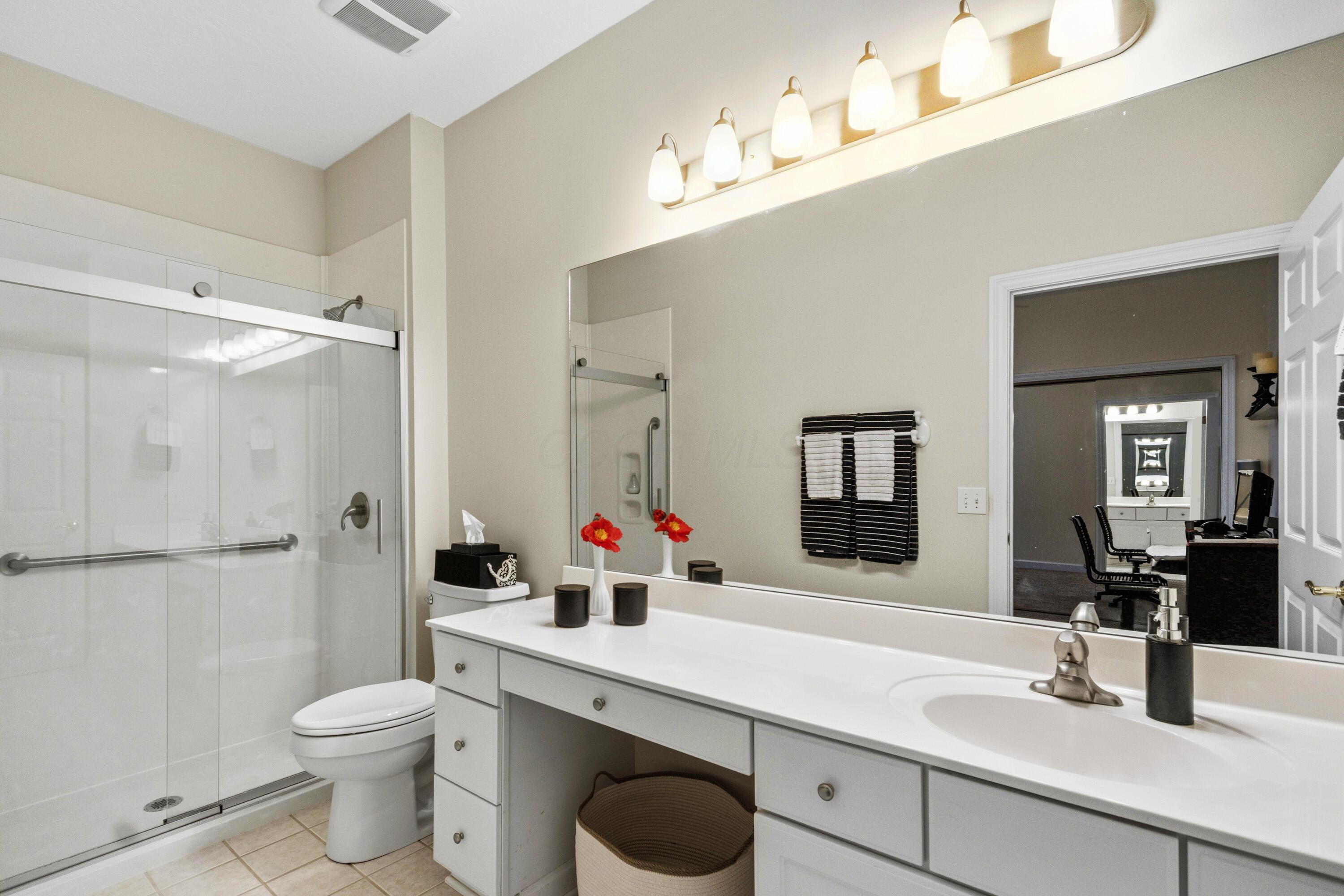 1586 Harrison Pond Drive Property Photo 30