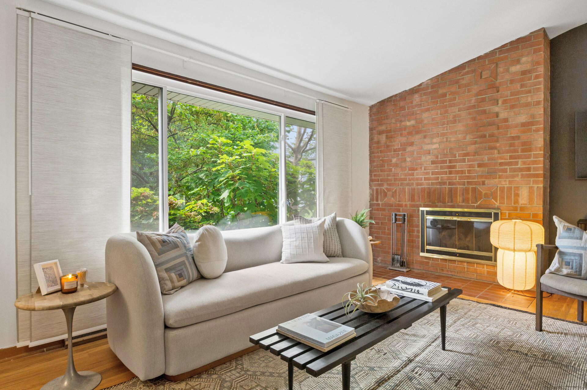 778 S Cassingham Road Property Photo 6