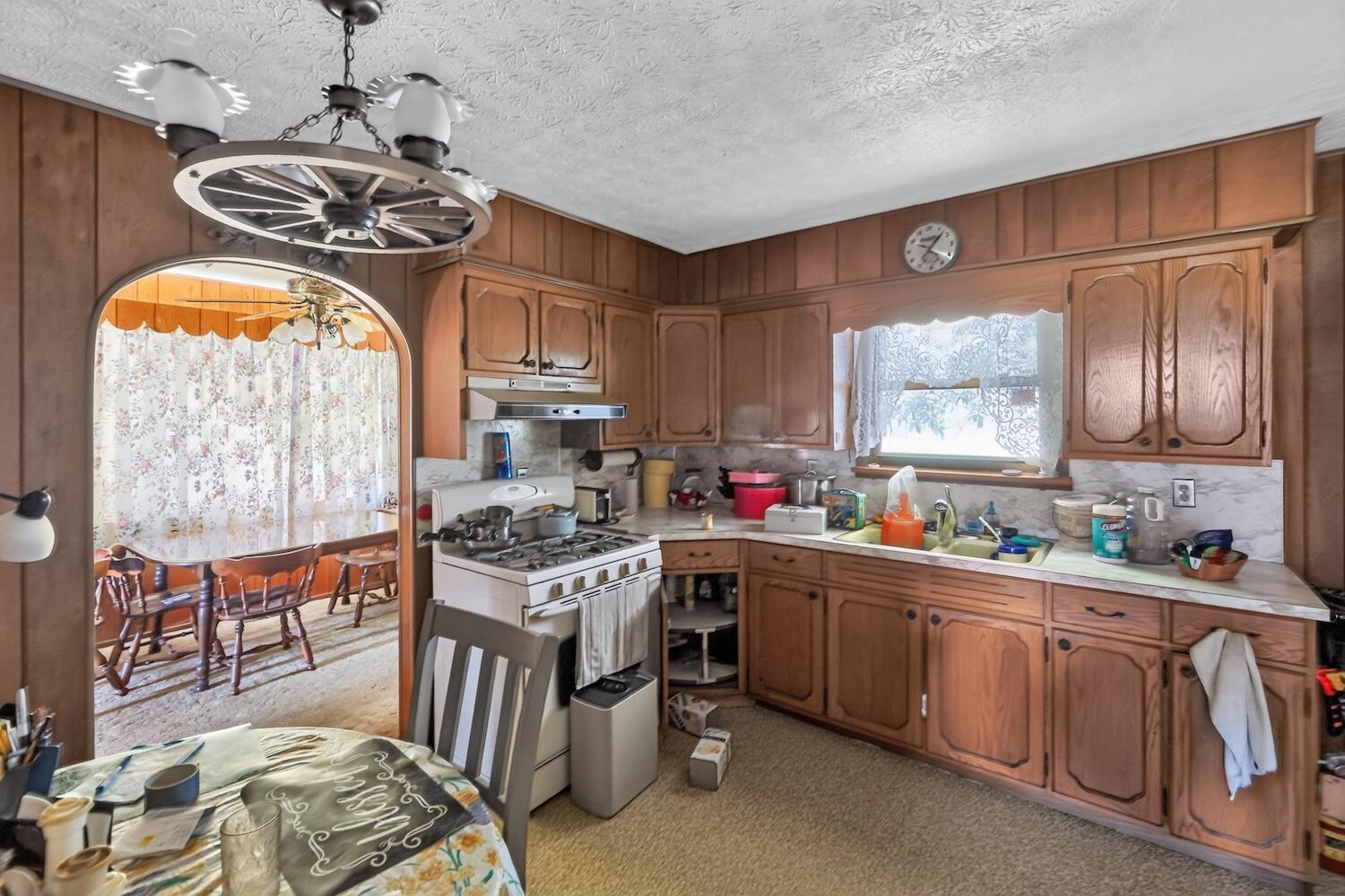 1729 Vernonview Drive Property Photo 23