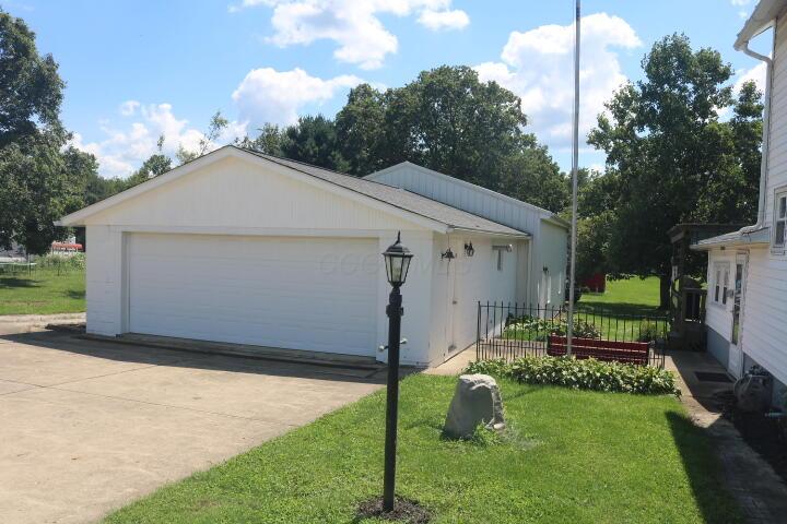 420 Fairgrounds Road Property Photo 2