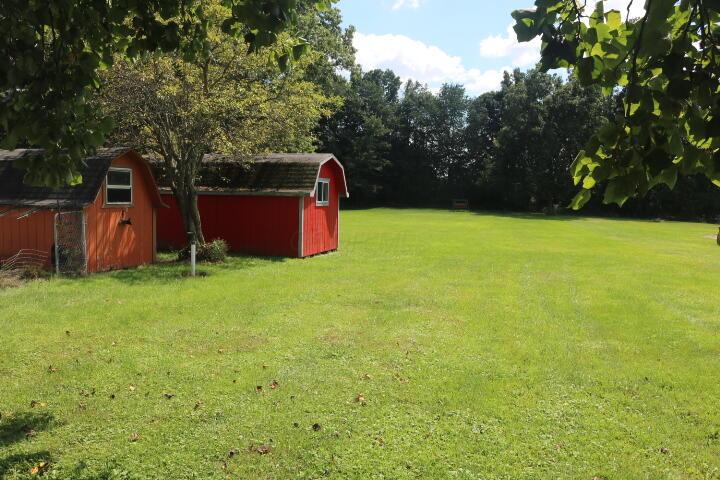 420 Fairgrounds Road Property Photo 23