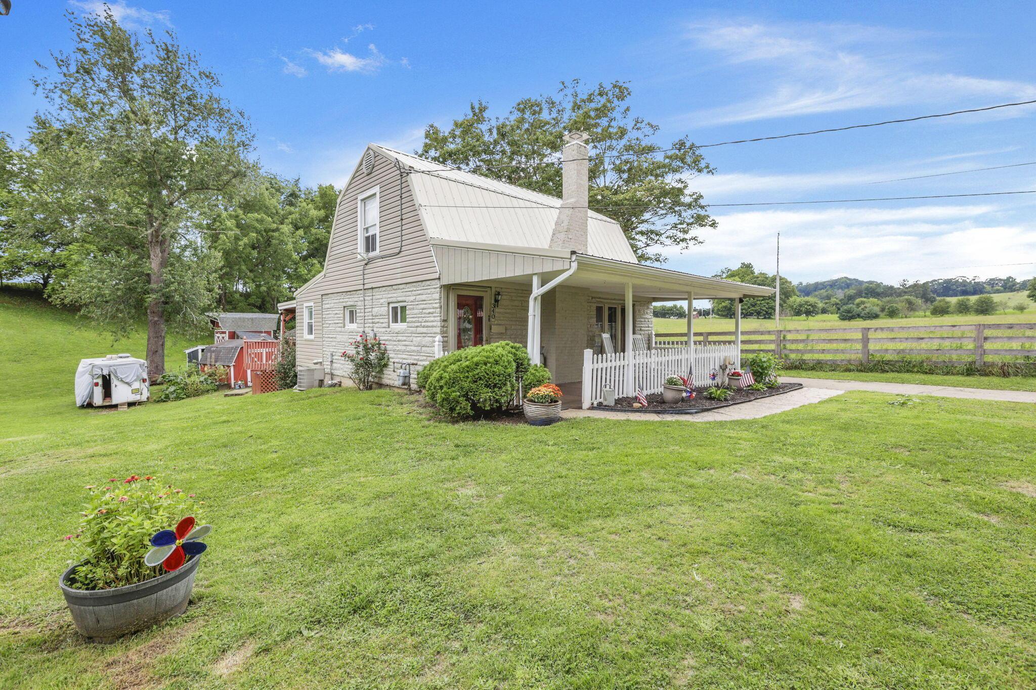 340 Mount Ida Avenue Property Photo 7