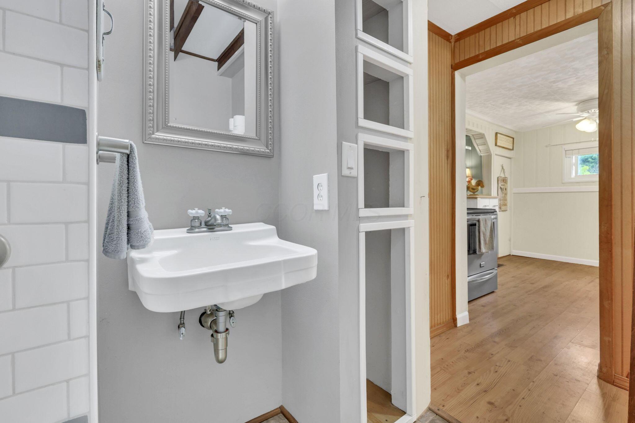 340 Mount Ida Avenue Property Photo 26