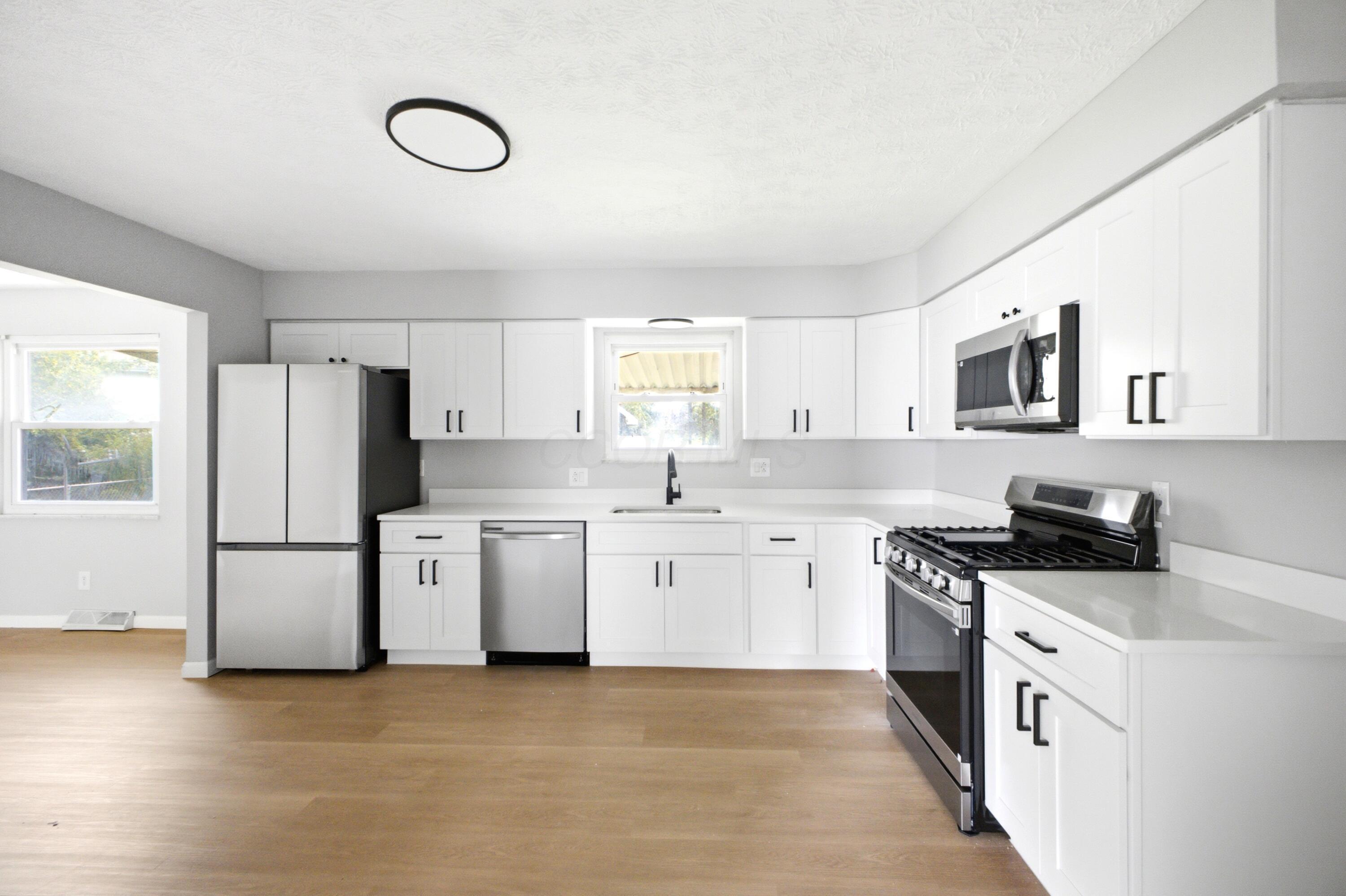 1609 Sugarmaple Court Property Photo 43