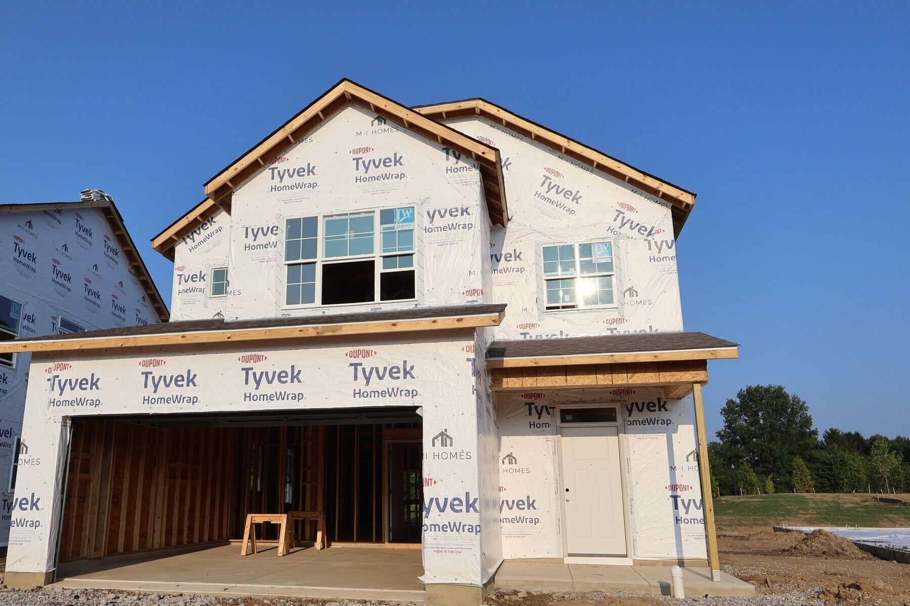 1176 Brittany Drive Property Photo 1