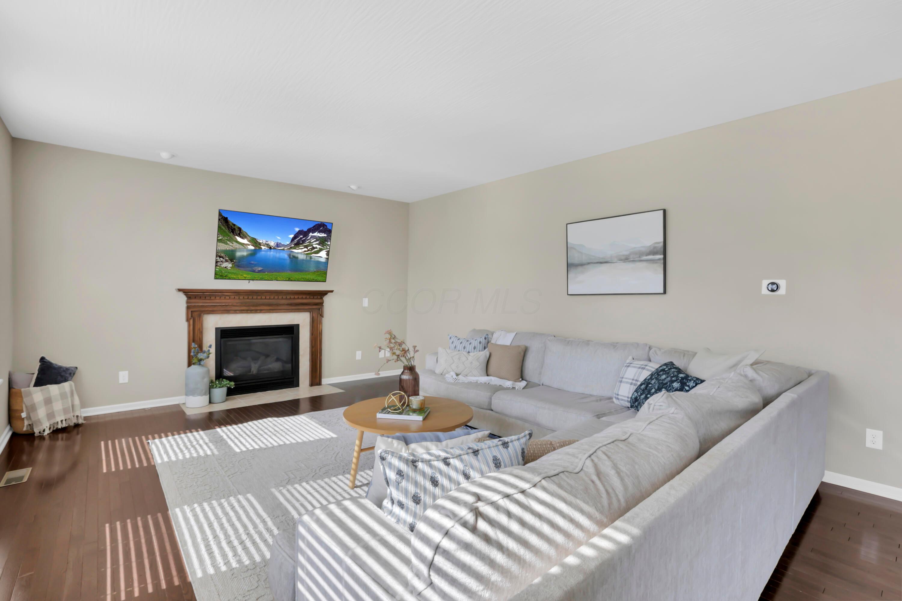 123 Ellington Boulevard Property Photo 7
