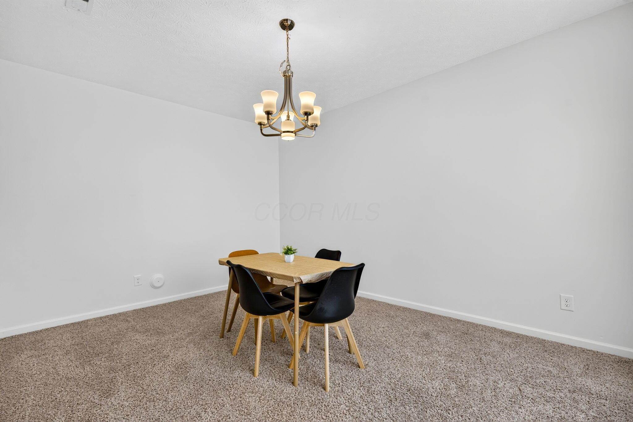 6365 Oak Trail Drive Property Photo 28