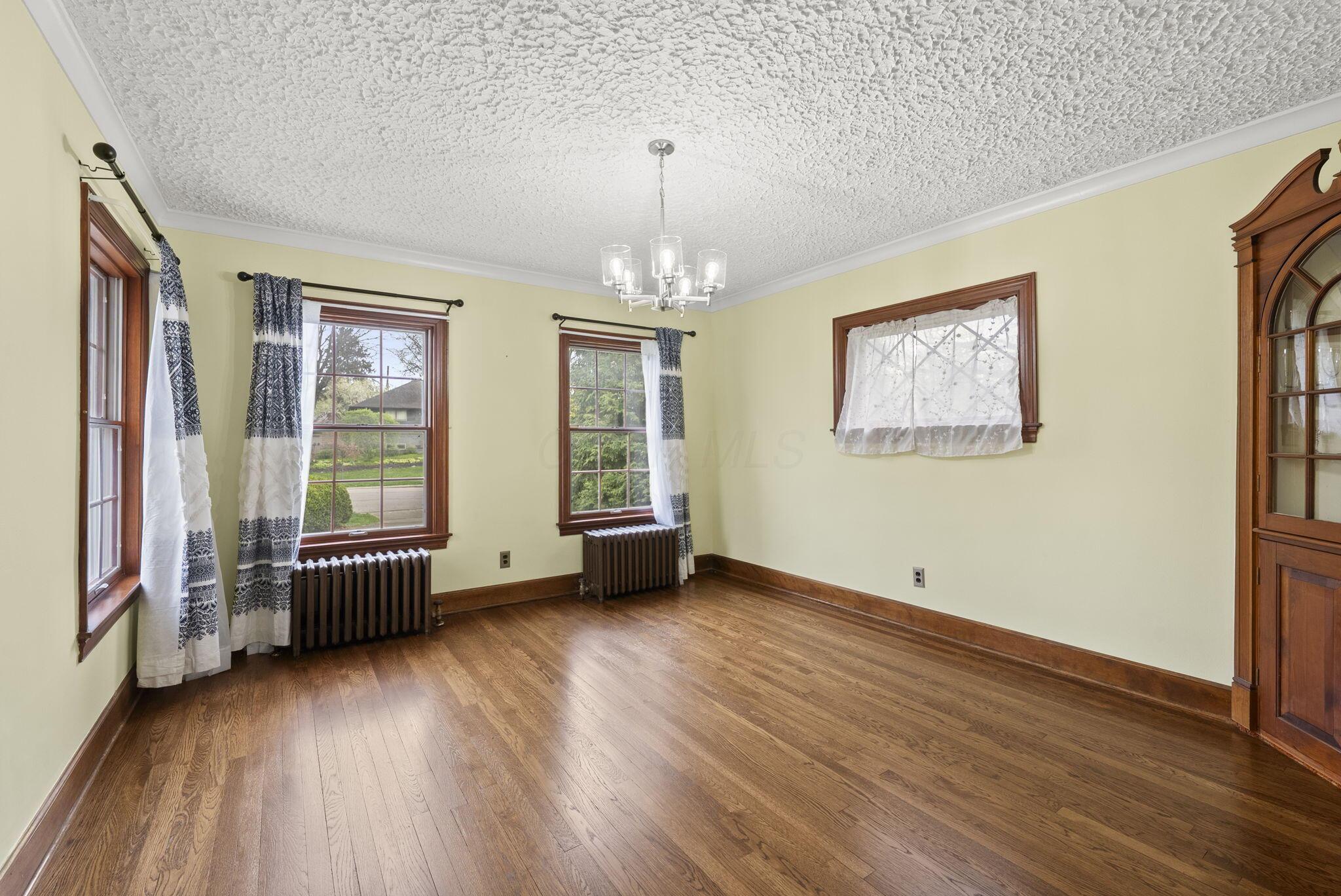 2505 Coventry Road Property Photo 10